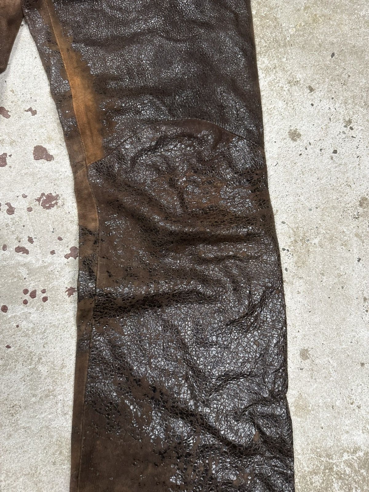 Roberto Cavalli AW2000 Roberto Cavalli Brown Leather Eroded Burnt Pants Size US 30 / EU 46 - 5 Thumbnail