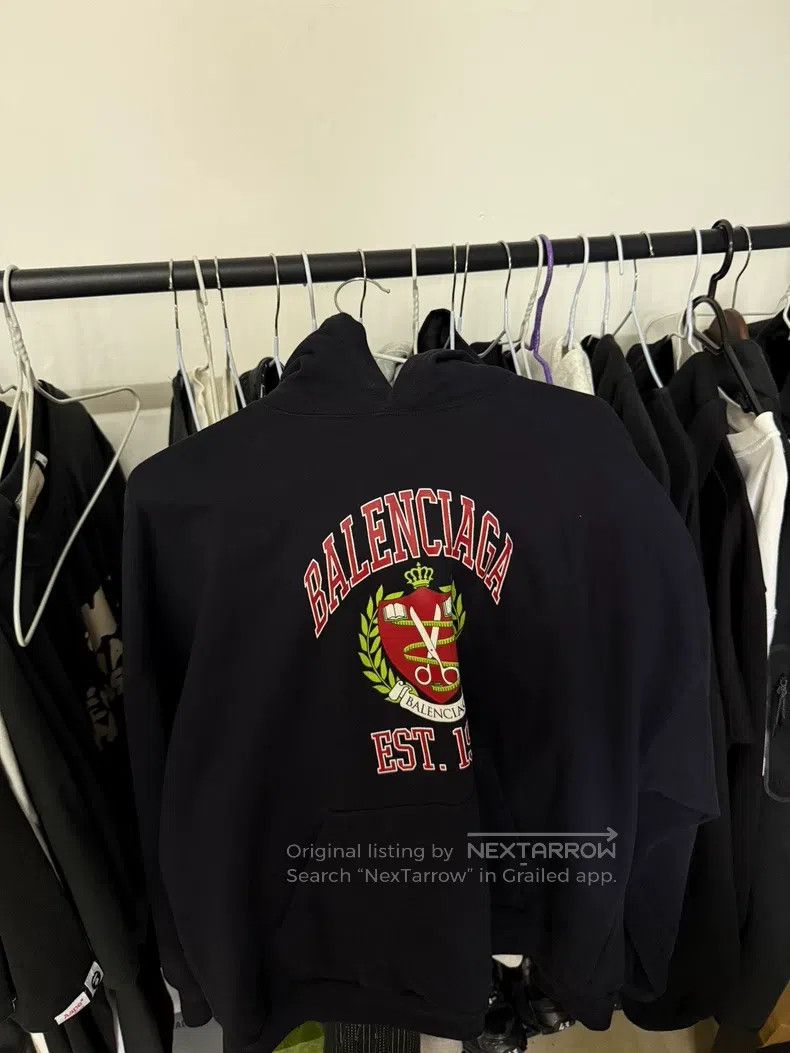Balenciaga Balenciaga Black Hooded Sweatshirt Size US M / EU 48-50 / 2 - 2 Thumbnail