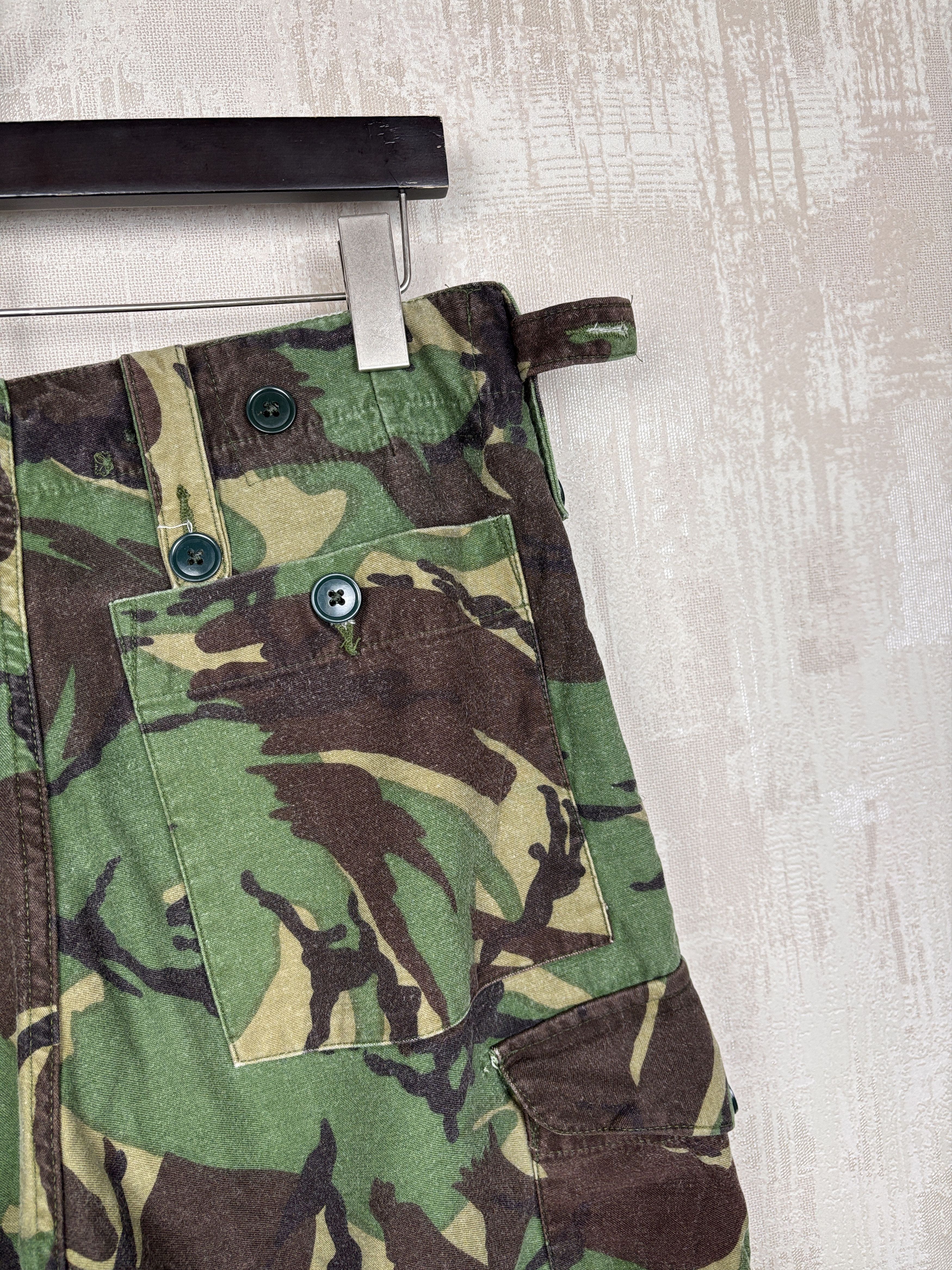 Vintage Vintage British Army Trousers Combat Pattern Nato Pants Size US 32 / EU 48 - 17 Thumbnail