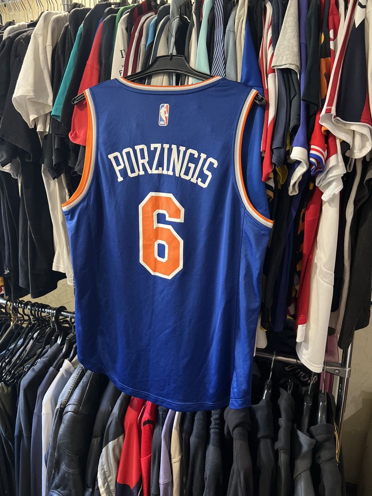 NBA PLAYER ISSUE FANATICS NEW YORK KNICKS #6 PORZINGIS 2017 NBA Size US M / EU 48-50 / 2 - 2 Thumbnail