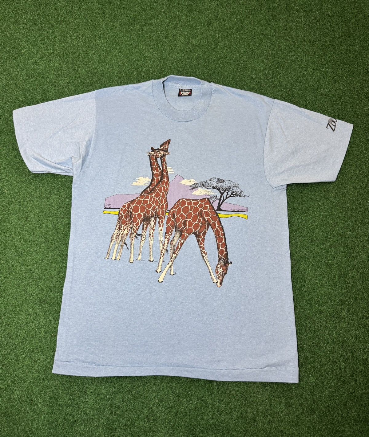 Other Vintage 90s Erie Zoo Giraffe Animal Tee Retro M/L T Shirt Size US L / EU 52-54 / 3 - 1 Thumbnail