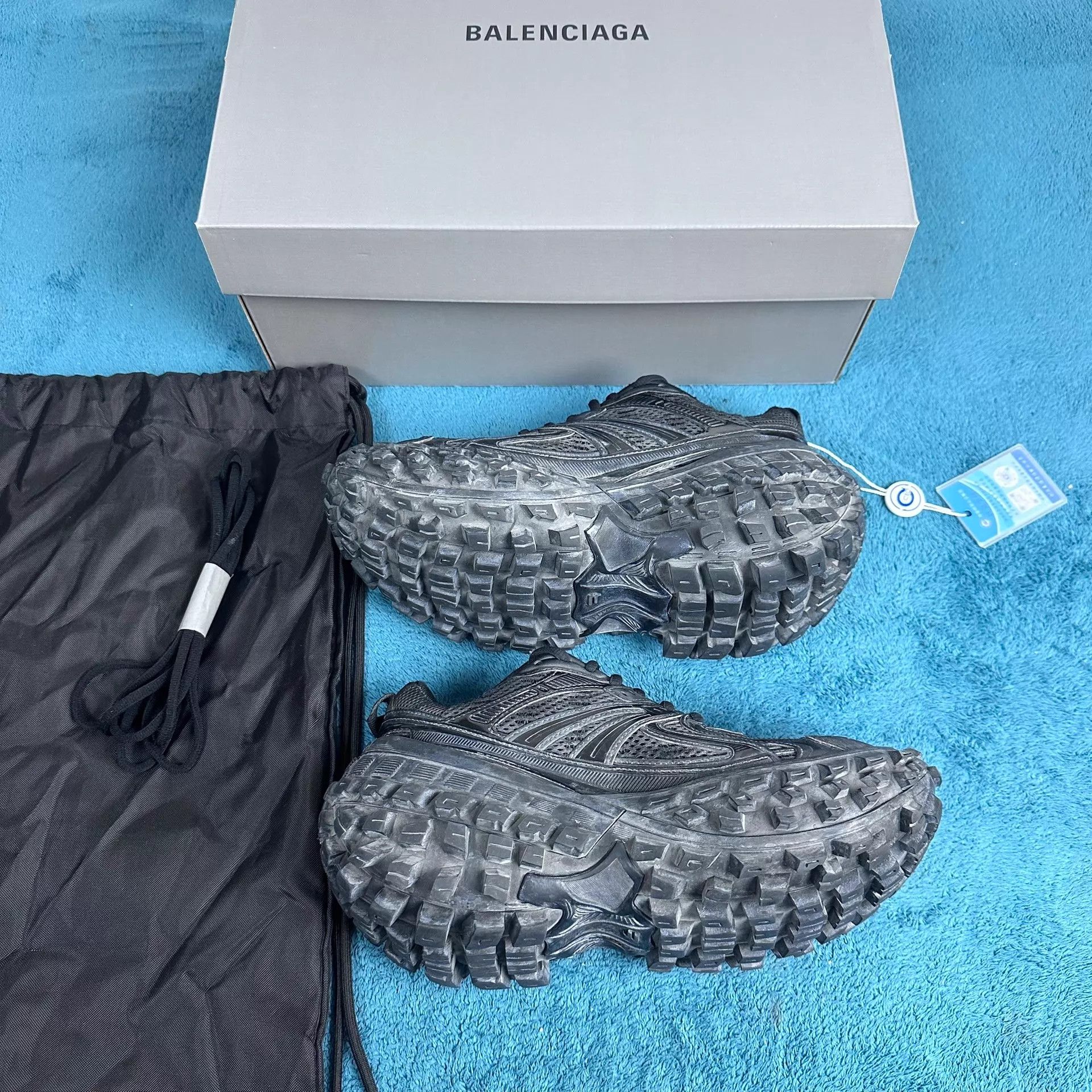 Balenciaga Balenciaga Distressed Tire Sole Sneakers Black 38 Size US 7.5 / IT 37.5 - 3 Thumbnail