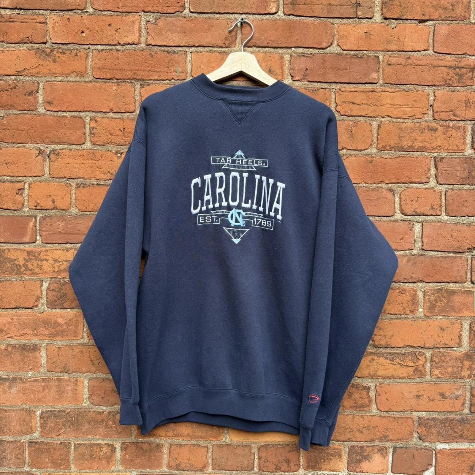 Other Vintage North Carolina tar heels crewneck sweatshirt 90s L Size US XL / EU 56 / 4 - 1 Thumbnail