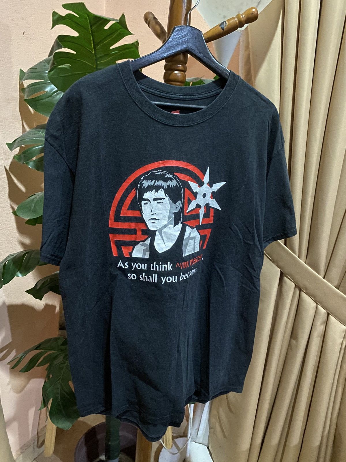 Vintage Vintage Hanes Black Bruce Lee Inspired Kung Fu Graphic Tee Size US XL / EU 56 / 4 - 5 Thumbnail