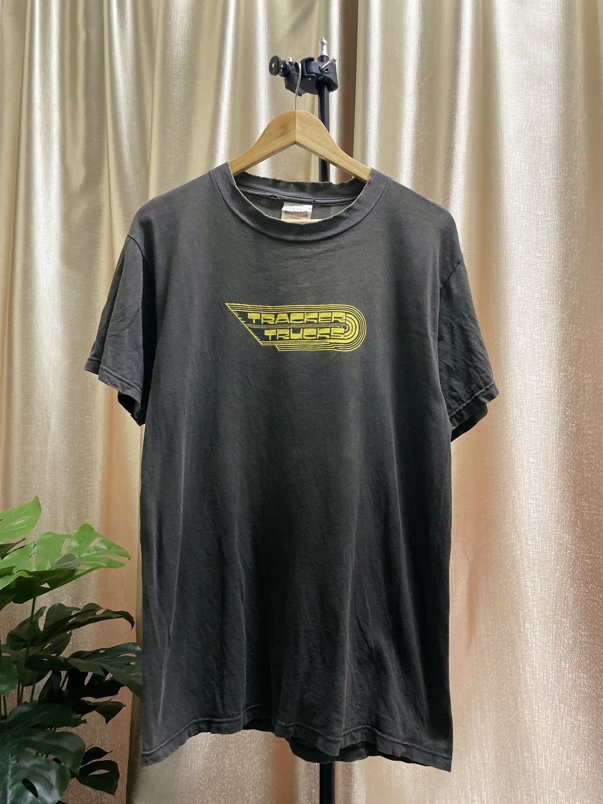 Vintage VINTAGE TRACKER TRUCKS TEE Size US M / EU 48-50 / 2 - 1 Thumbnail
