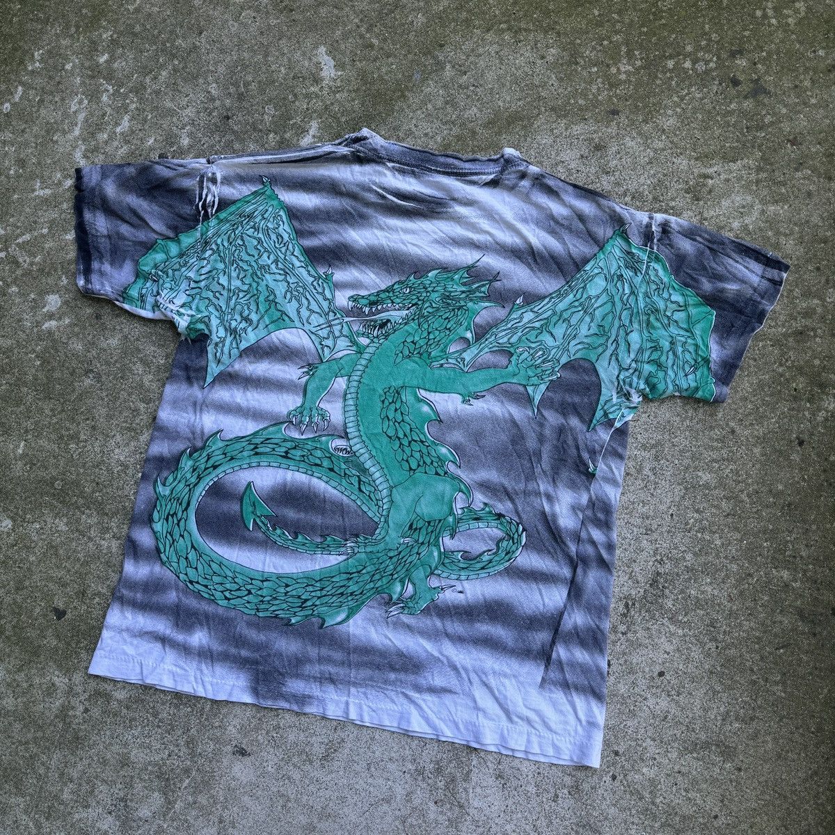 Vintage 90s Paper Thin Dragon Shirt Faded Thrashed ERD Distressed Size US L / EU 52-54 / 3 - 9 Thumbnail