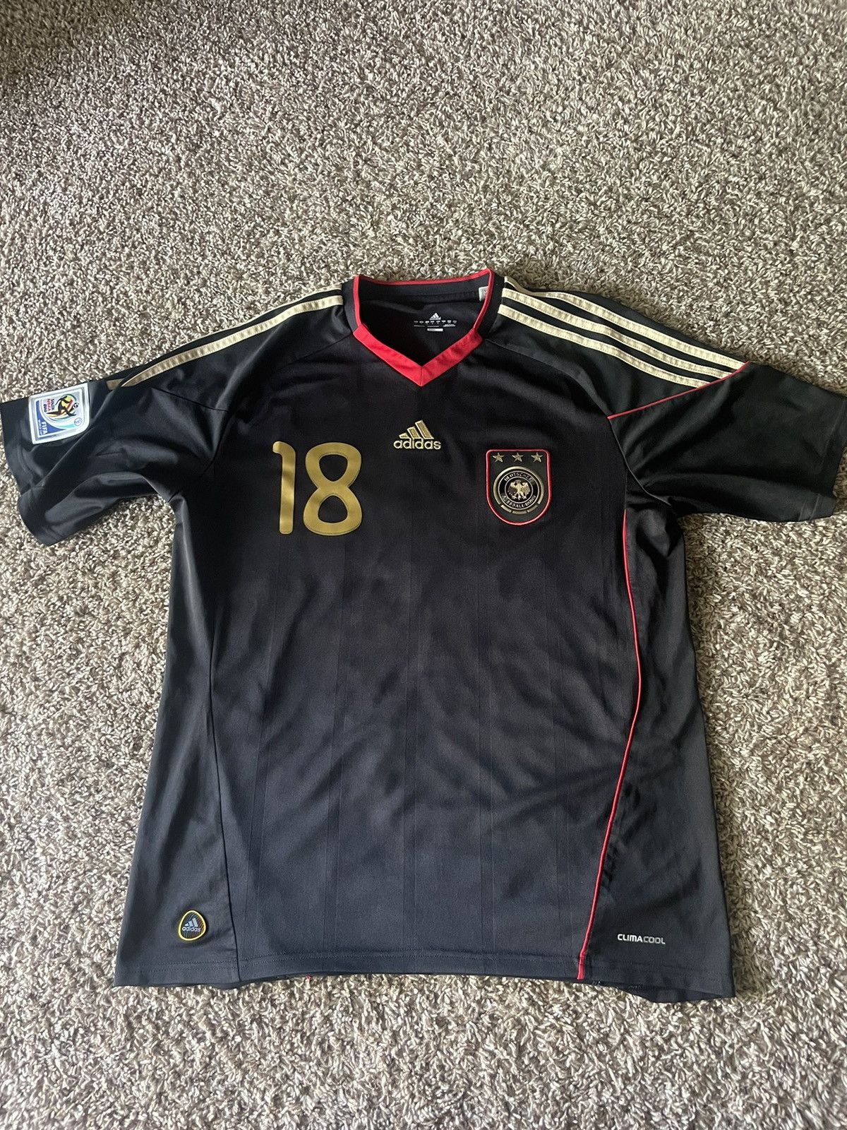 Vintage 2010 Germany away kit X Toni Kroos | Grailed