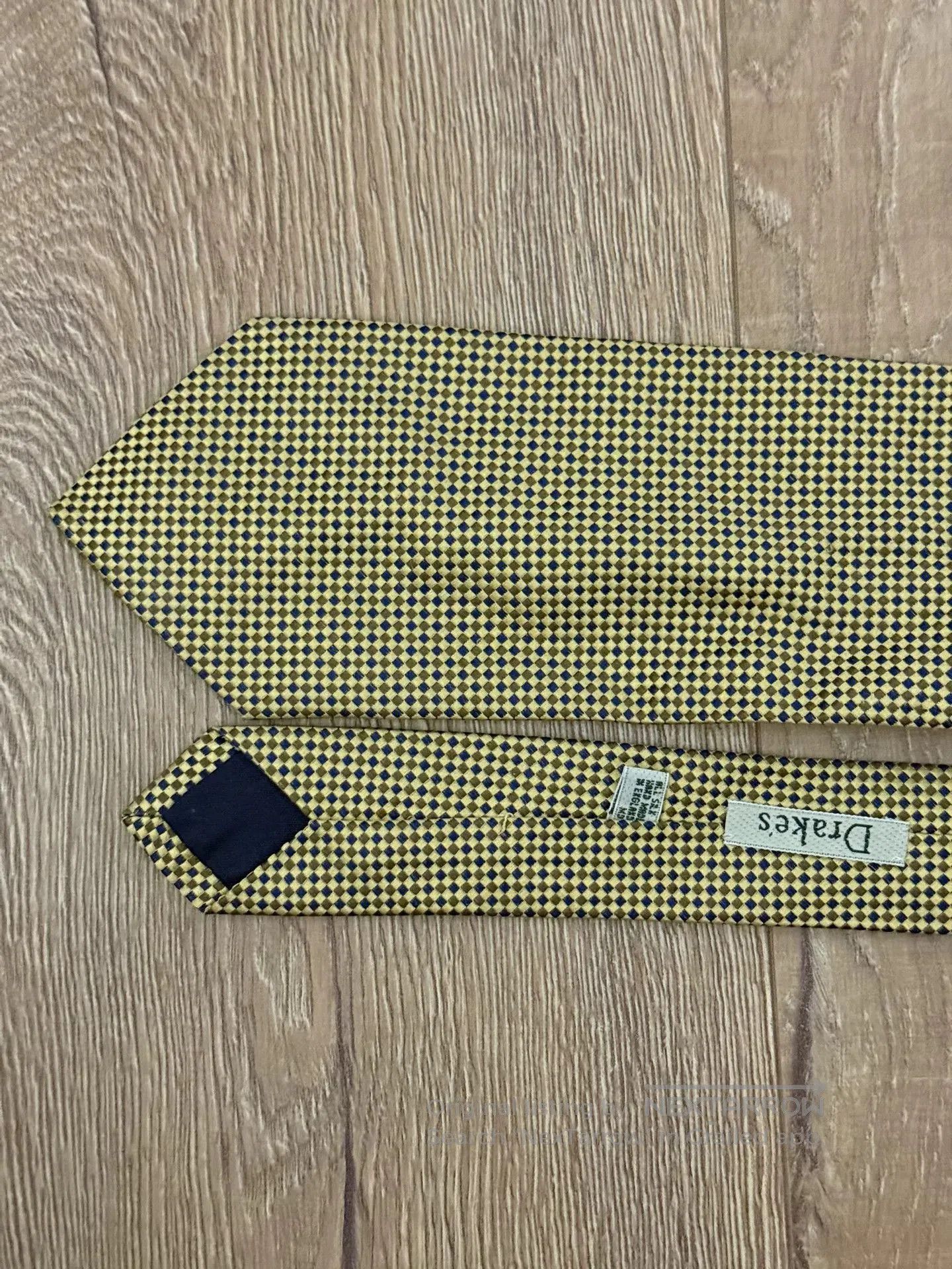 Drake's Drakes 100% Silk Yellow Check Tie. Size ONE SIZE - 4 Thumbnail