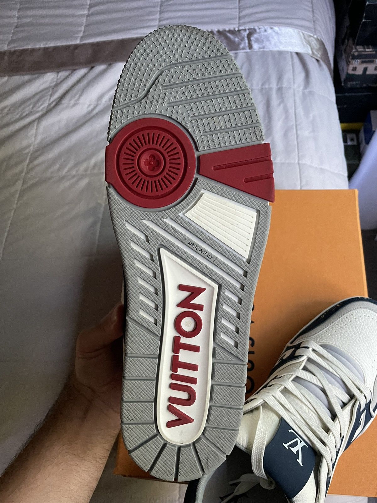 Louis Vuitton Louis Vuitton New York City Of Dreams Trainer Sneaker Size US 10.5 / EU 43-44 - 18 Thumbnail