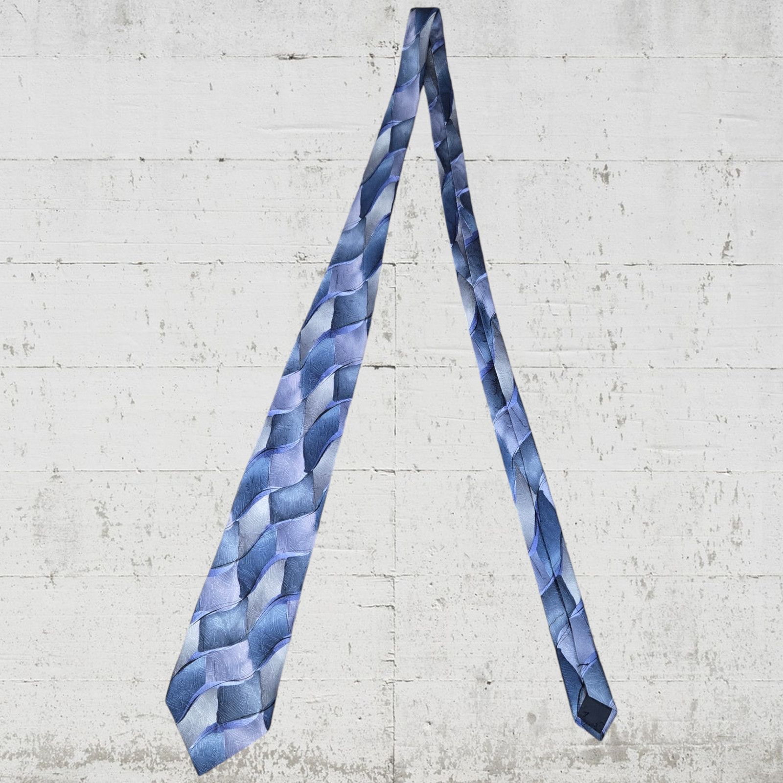 Vintage Vintage Blue Geometric Silk 90s Tie Size ONE SIZE - 3 Thumbnail