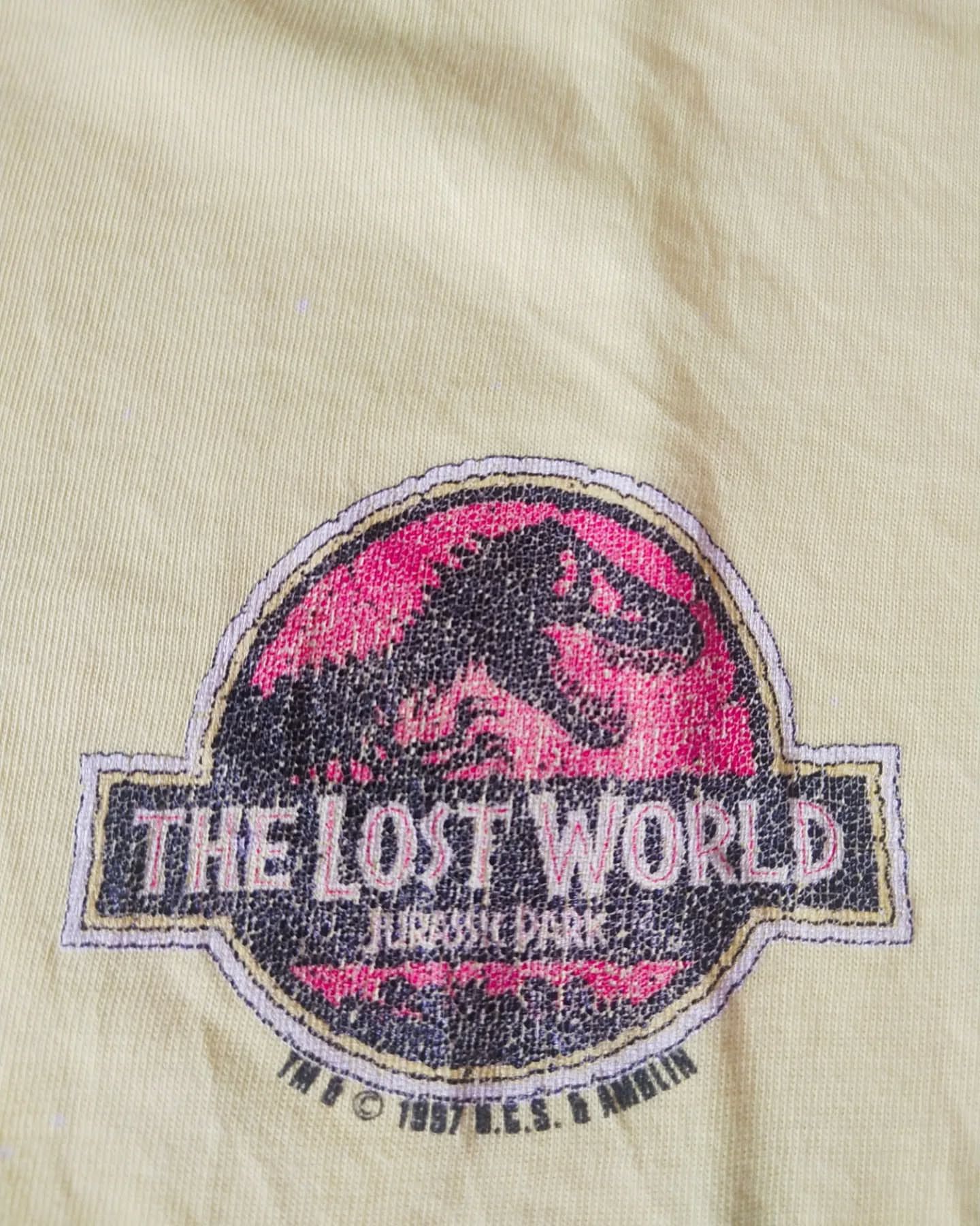 Anime × Vintage Vintage Jurassic Park Art Yellow 1997 Trashed Movie Tees Size US M / EU 48-50 / 2 - 3 Thumbnail