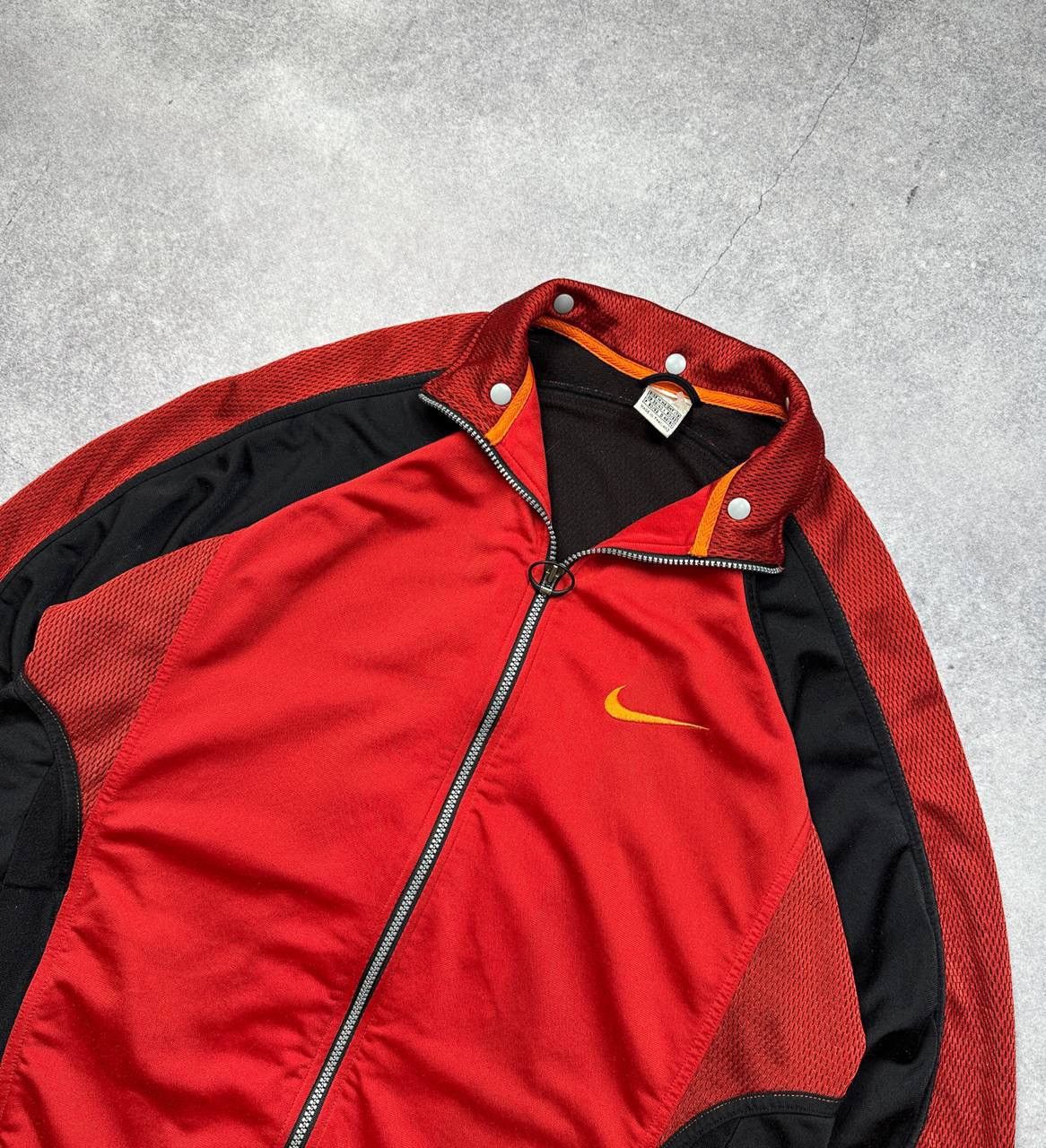 Nike Vintage Nike Basketball Track Jacket, Size M – Iconic Size US M / EU 48-50 / 2 - 3 Thumbnail