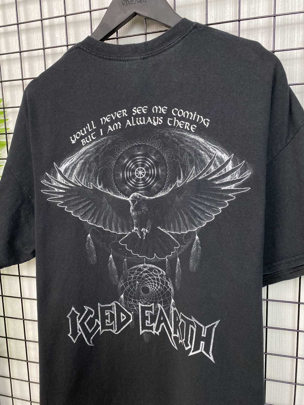 Band Tees Iced Earth Band Tour Tee Vintage Vibe Tshirt men oversized L Size US XXL / EU 58 / 5 - 17 Thumbnail