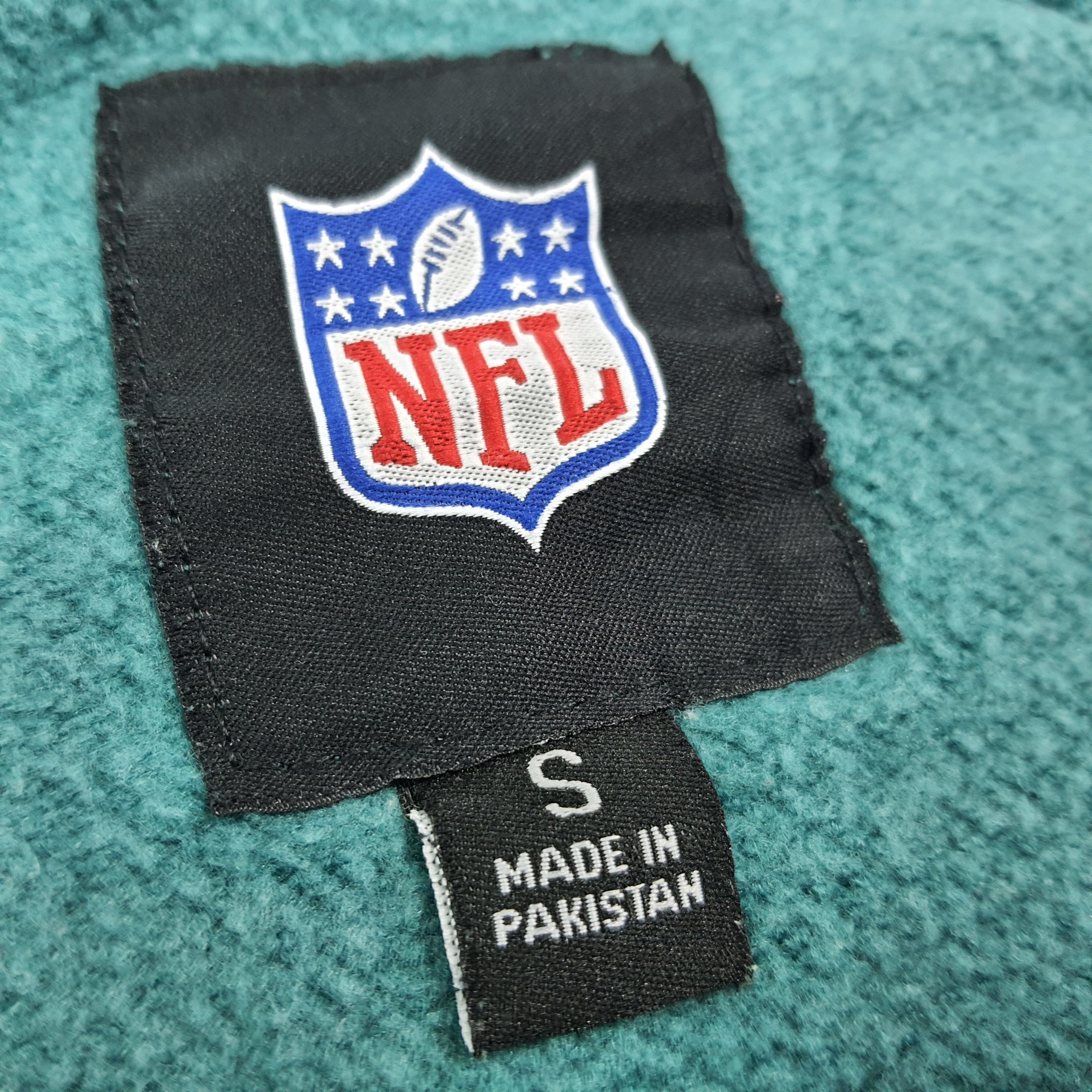 NFL Vintage NFL Eagle Sports Team Zipper Hoodie C270N13 Size US L / EU 52-54 / 3 - 6 Thumbnail