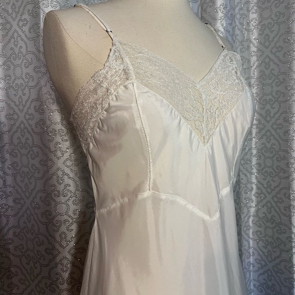 Vintage Vintage cream slip Size ONE SIZE - 2 Thumbnail