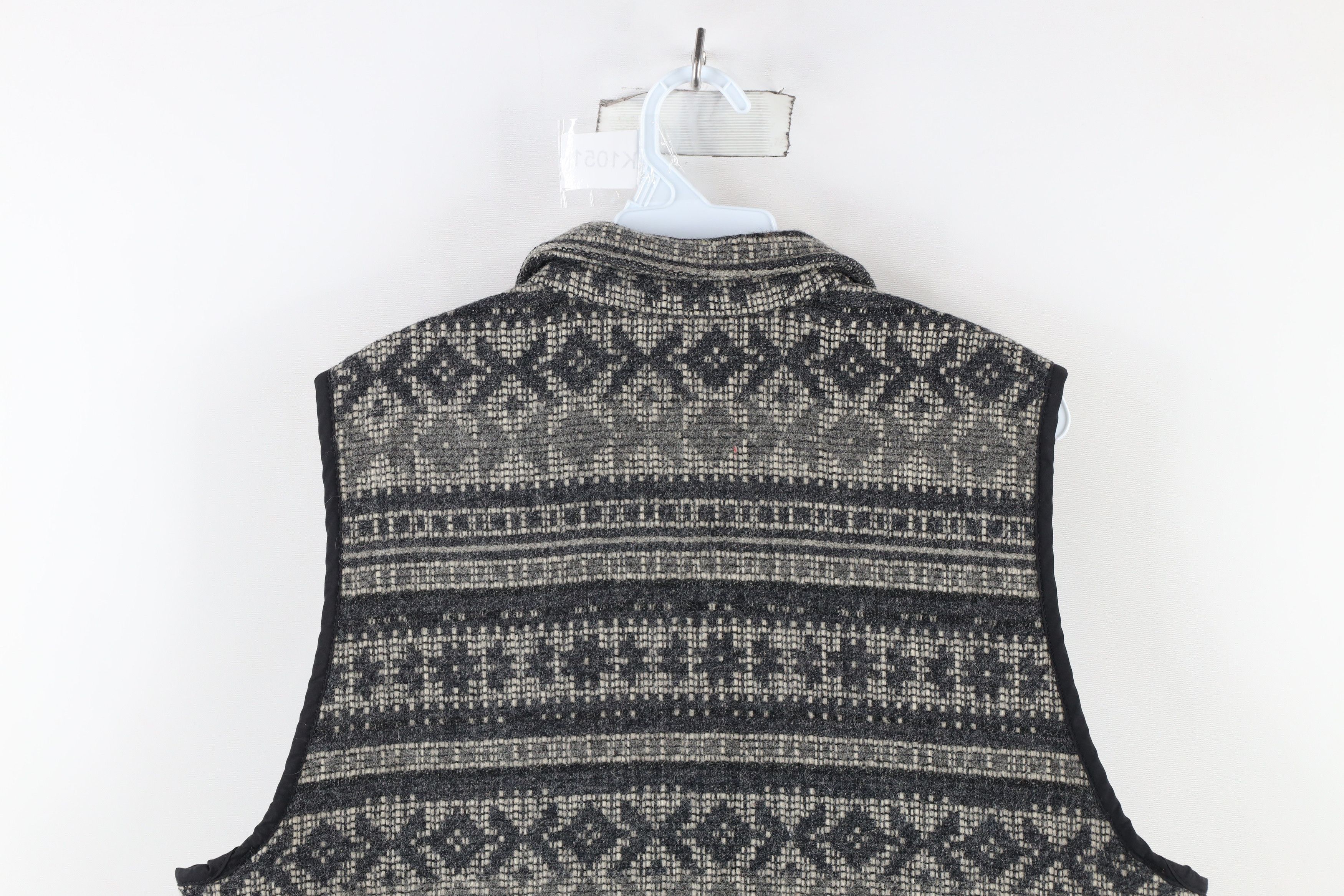 Vintage × Woolrich Woolen Mills Vintage 90s Woolrich Wool Blanket Full Zip Vest Jacket USA Size L / US 10 / IT 46 - 12 Thumbnail