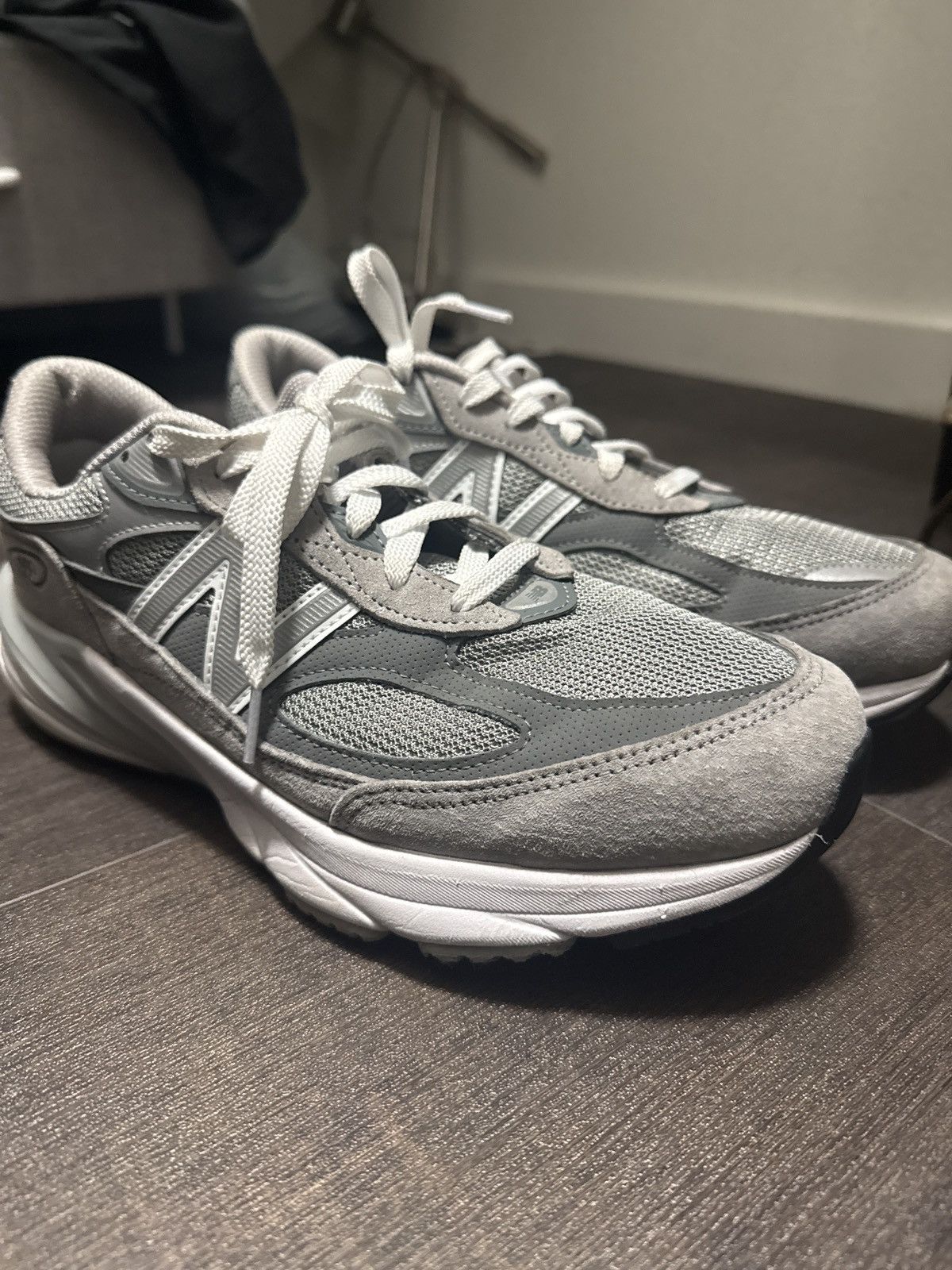 New Balance New Balance 990 v6 (wide) Size US 10 / EU 43 - 1 Thumbnail