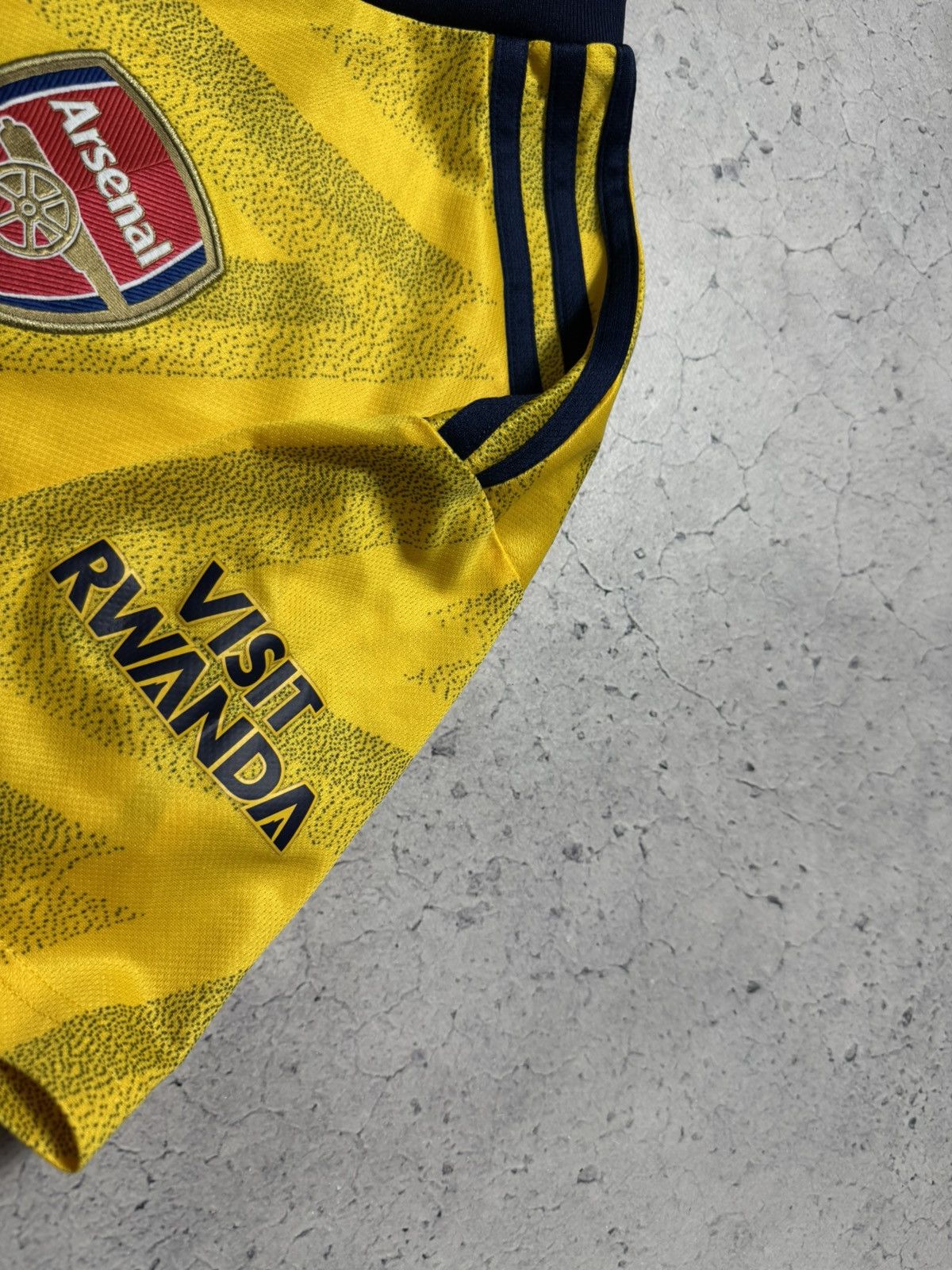 Adidas Adidas FC Arsenal London 2019/2020 Soccer Jersey Size US S / EU 44-46 / 1 - 5 Thumbnail