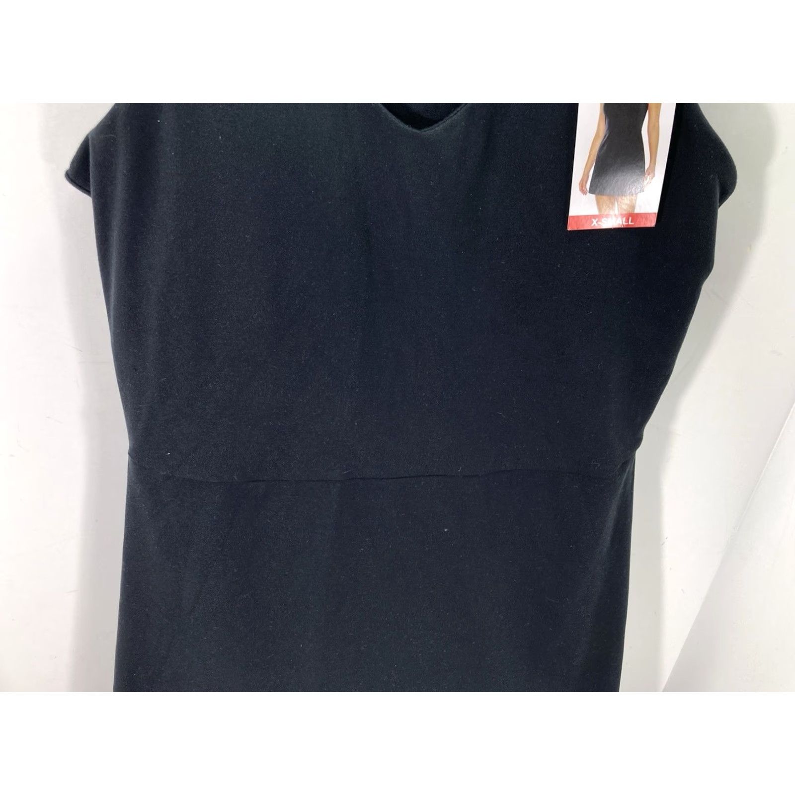 Gap Gap Fit Active Tank Dress Women XS Black Stretch Shelf Bra Inner Shorts NWT Shirt Dress Tank Dress Womens XS Black Stretch NWT Size 26" / US 2 / IT 38 - 3 Thumbnail