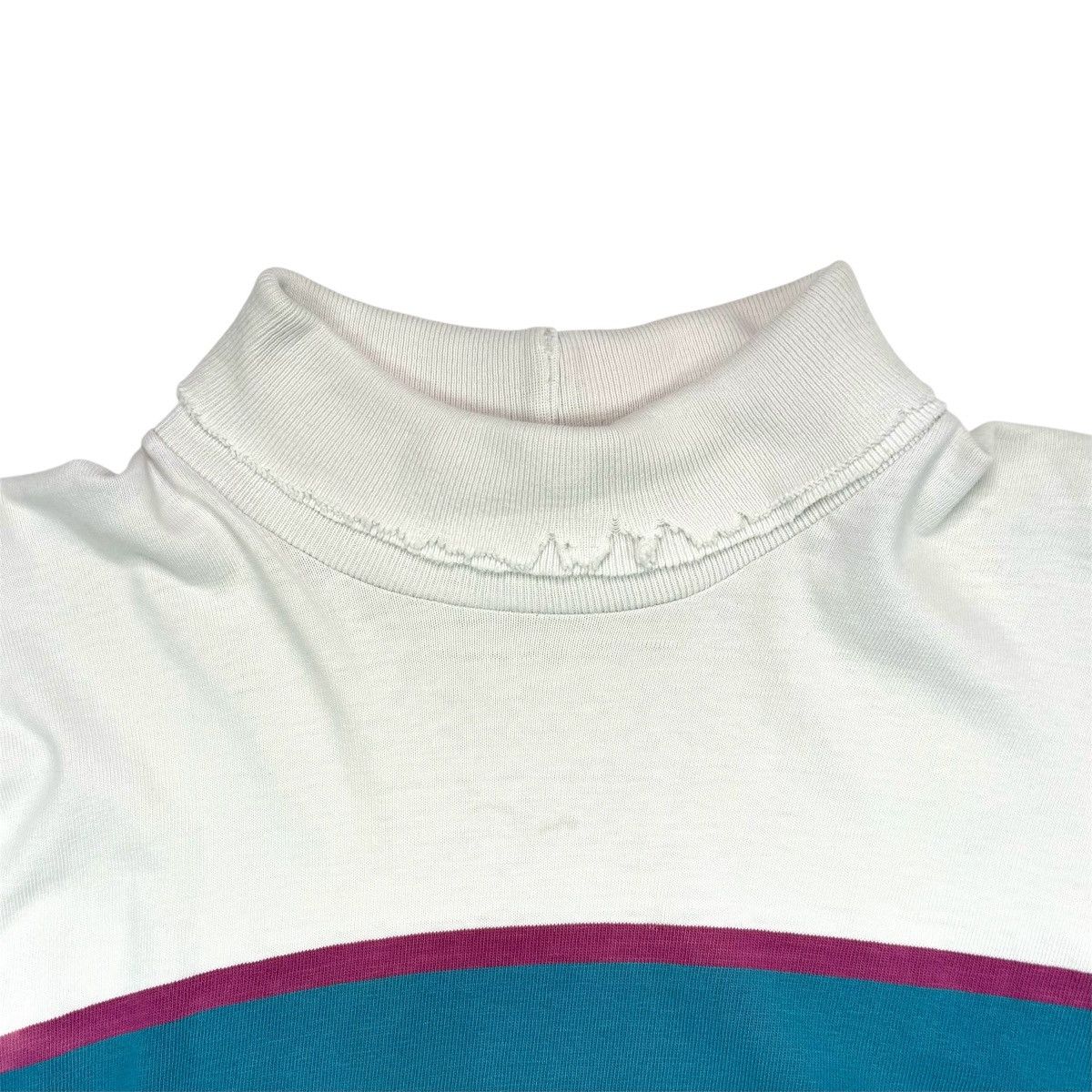 American Eagle Outfitters VINTAGE 70'S THRASHED FADED TURTLE NECK Size US M / EU 48-50 / 2 - 5 Thumbnail