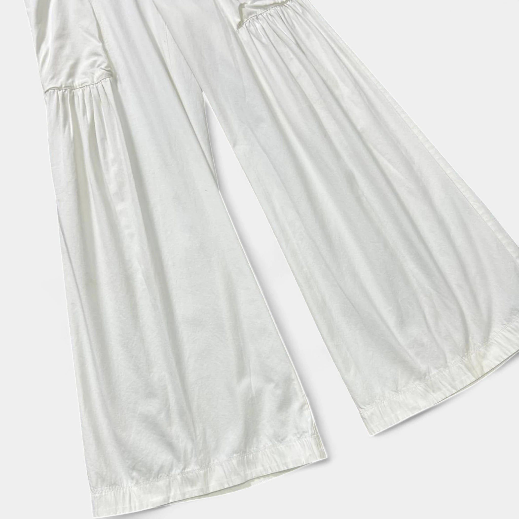 Marithe + Francois Girbaud Marithé + François Girbaud White Flare Pants Size US 32 / EU 48 - 2 Thumbnail