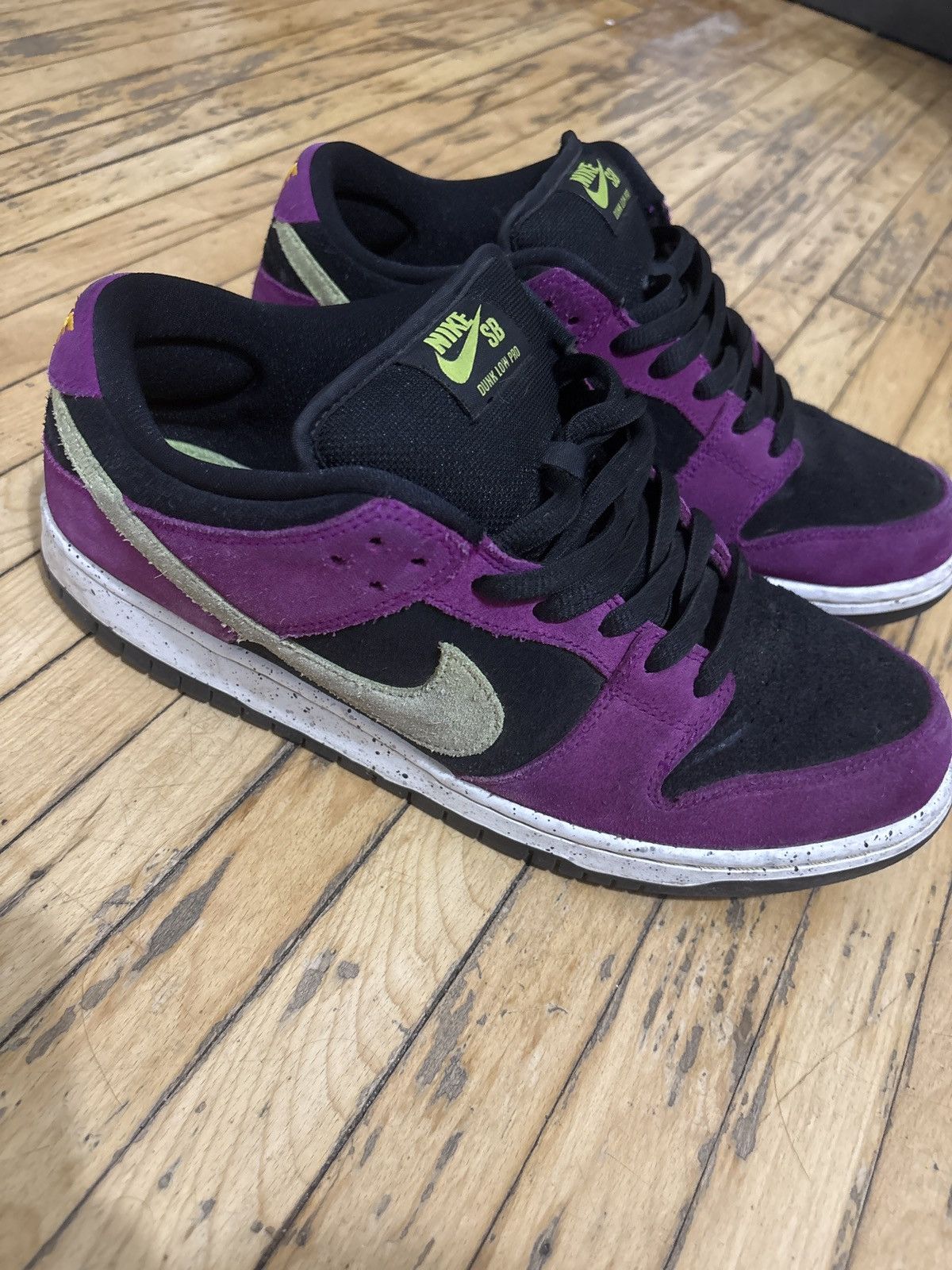 Nike ACG Nike ACG Dunk Low Pro SB “Red Plum” 2021 Size US 10 / EU 43 - 1 Thumbnail