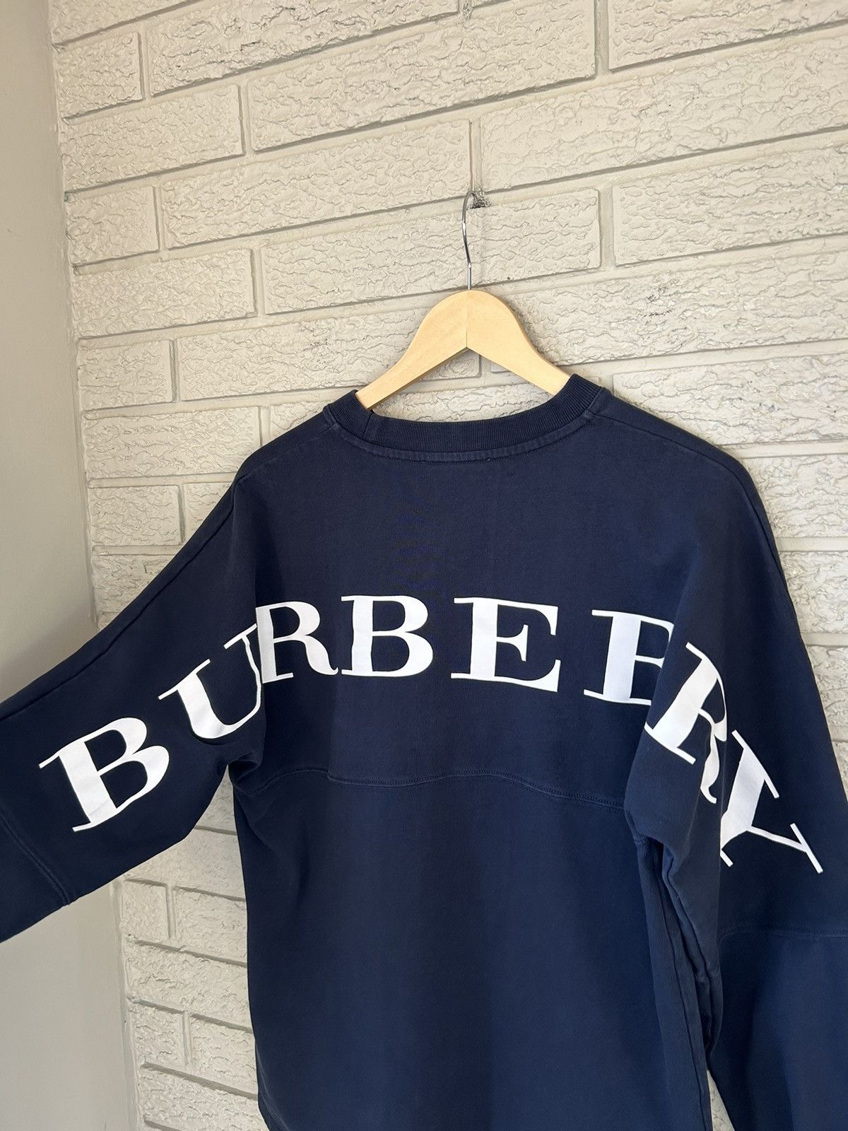 Burberry Burberry Big Logo Spell Out Long Sleeve Size US S / EU 44-46 / 1 - 3 Thumbnail