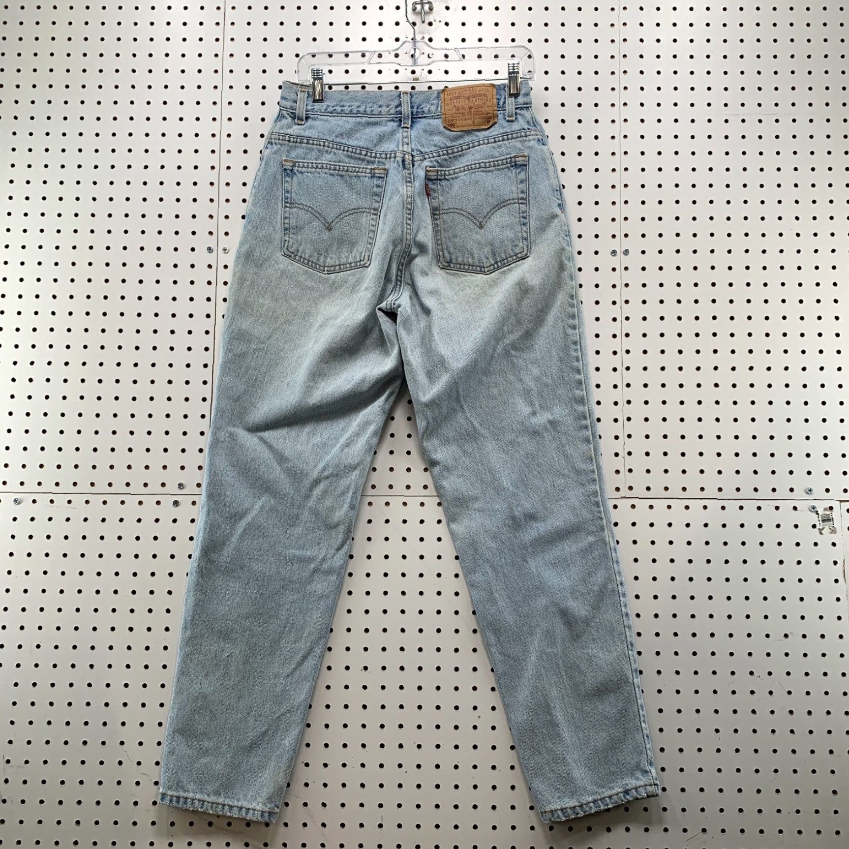 Levi's VINTAGE Levi's Jeans 550 Blue Denim Women's Size 12 29x29 Tapered Relaxed Fits 90s Mens Womens Size 34" / US 12 / IT 48 - 7 Thumbnail