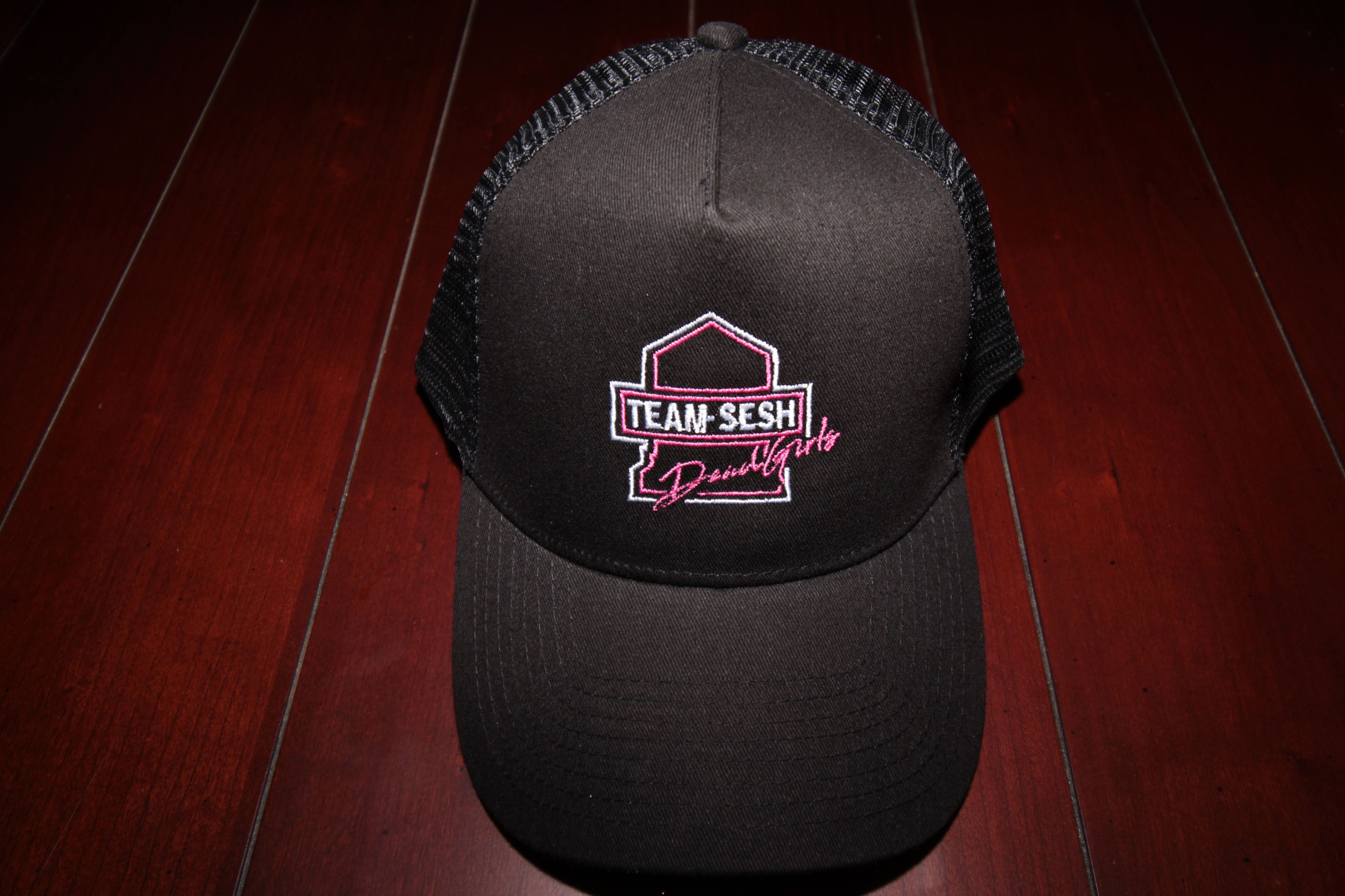 Bones × TeamSESH TeamSESH 'DeadGirls' Embroidered Trucker Hat Size ONE SIZE - 1 Thumbnail