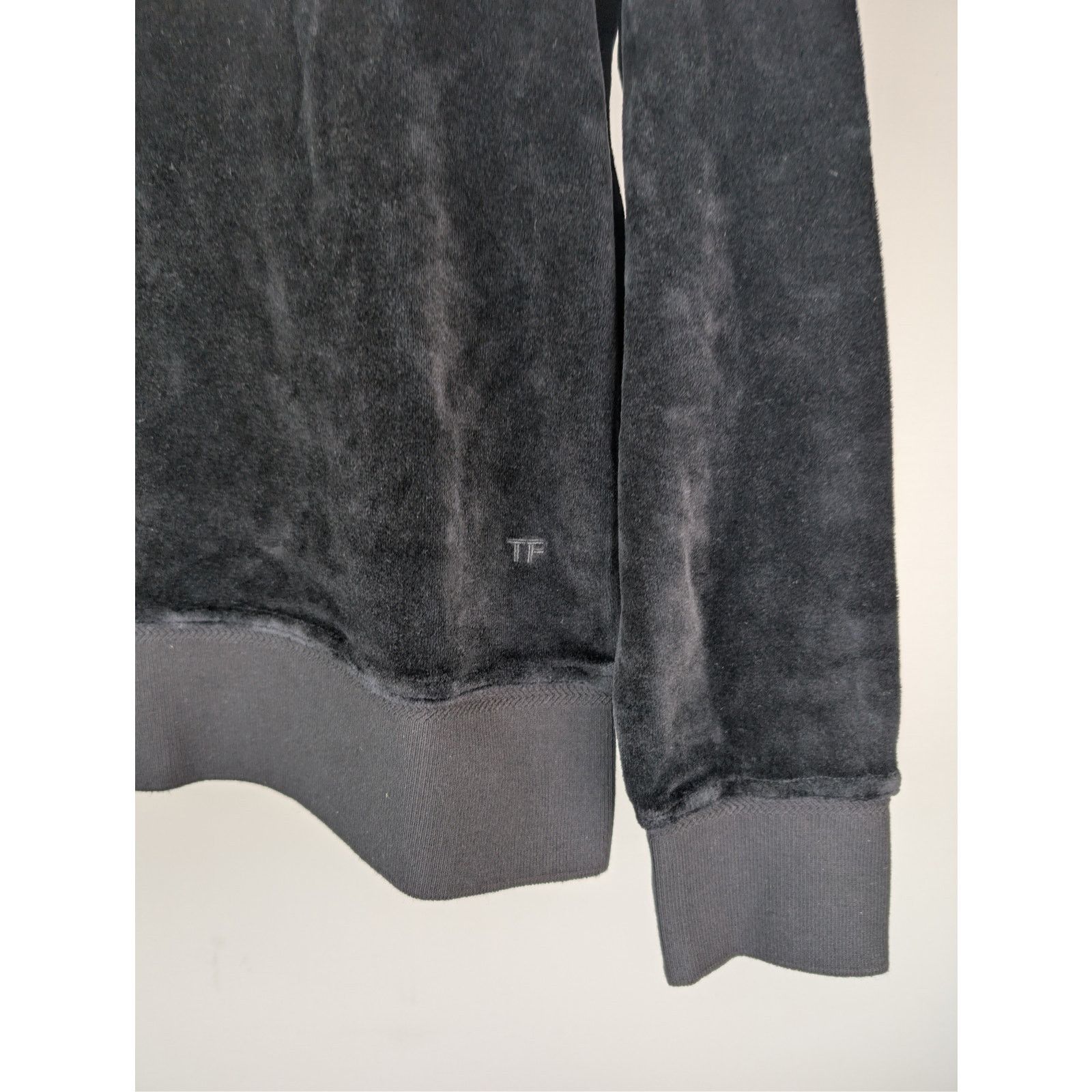 Tom Ford o1rshd1 Long Sleeve Velvet Polo Shirt in Black Size US M / EU 48-50 / 2 - 7 Thumbnail