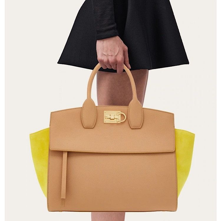Salvatore Ferragamo o1s1rm0924 Size: OS / Studio Leather Bag in Camel/Yellow Size ONE SIZE - 2 Thumbnail
