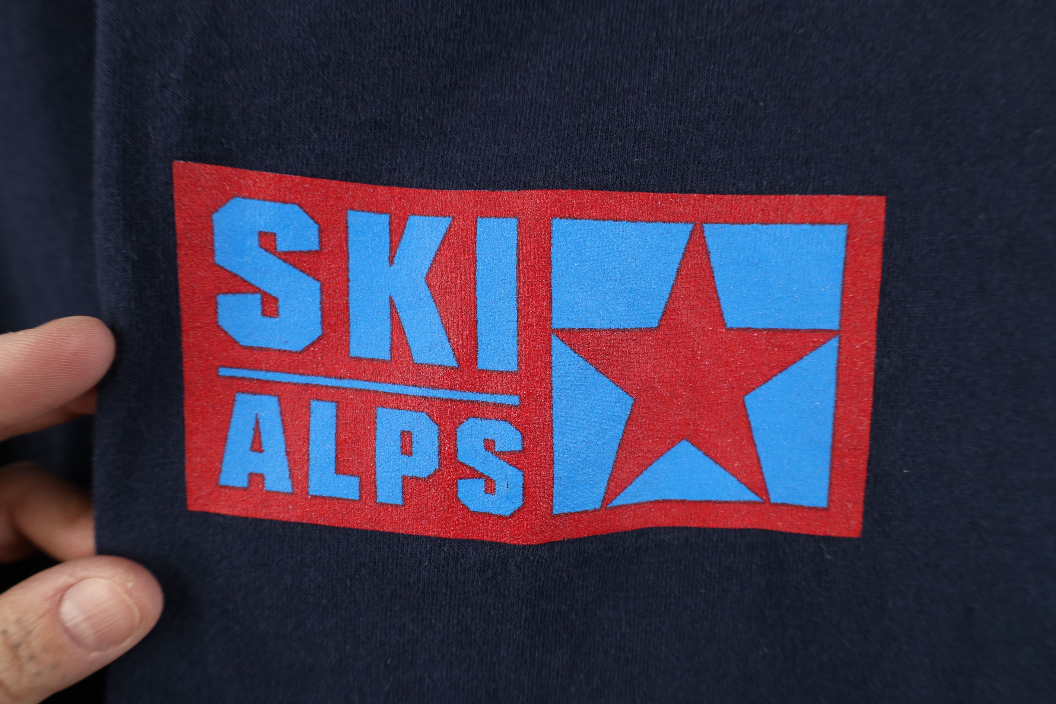 Vintage Vintage 90s Garmisch Ski Alps Mountain Long Sleeve T-Shirt Size US M / EU 48-50 / 2 - 4 Thumbnail