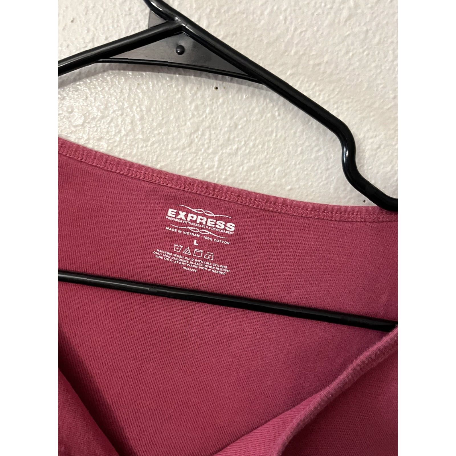 Express VINTAGE Express Pink Long Sleeve Henley T-Shirt Size L Women's Snap Size L / US 10 / IT 46 - 2 Thumbnail