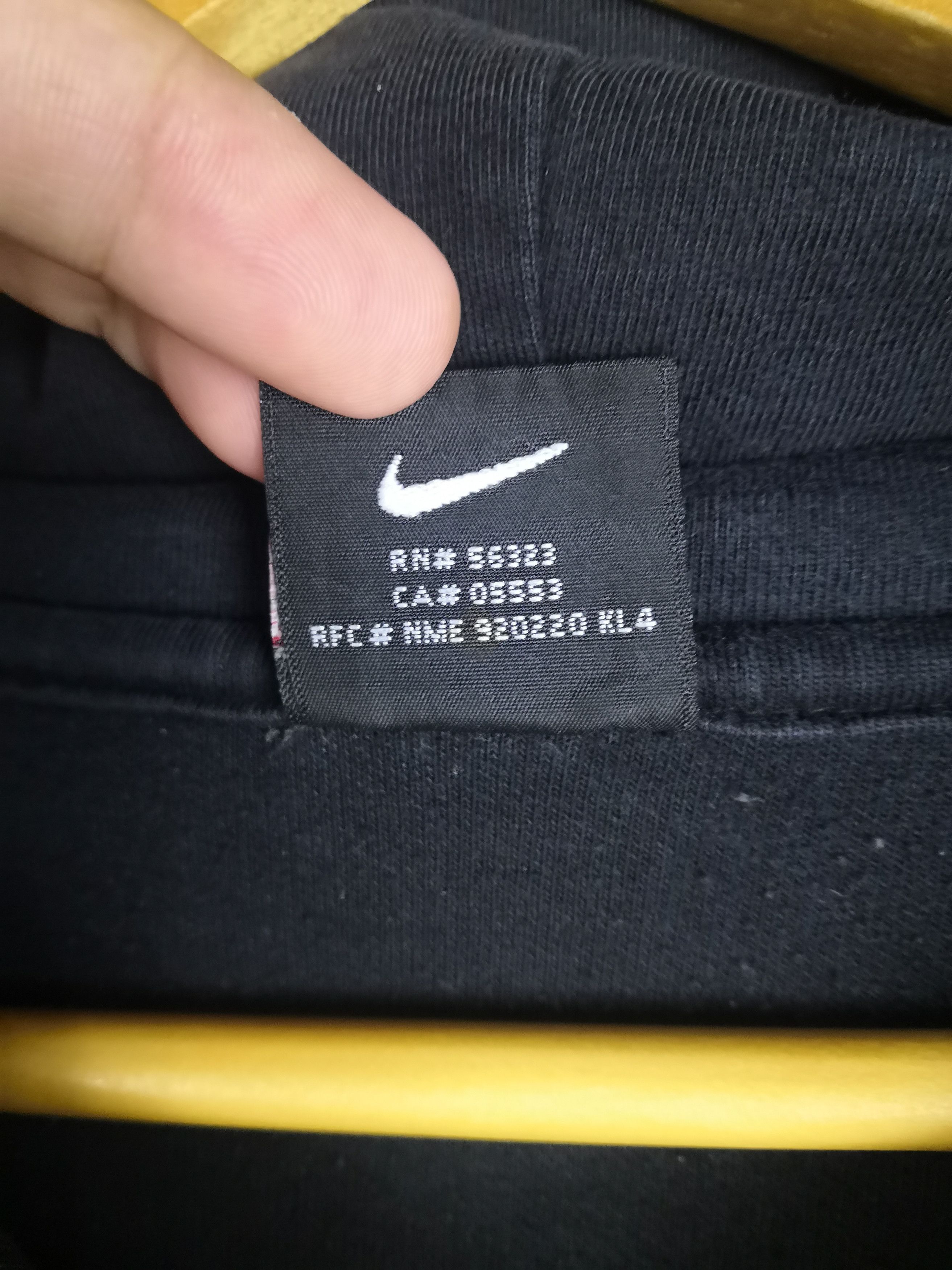 Nike Vintage Nike Hoodie Sweatshirt Embroidery Logo Nike Zipper Size US L / EU 52-54 / 3 - 7 Thumbnail