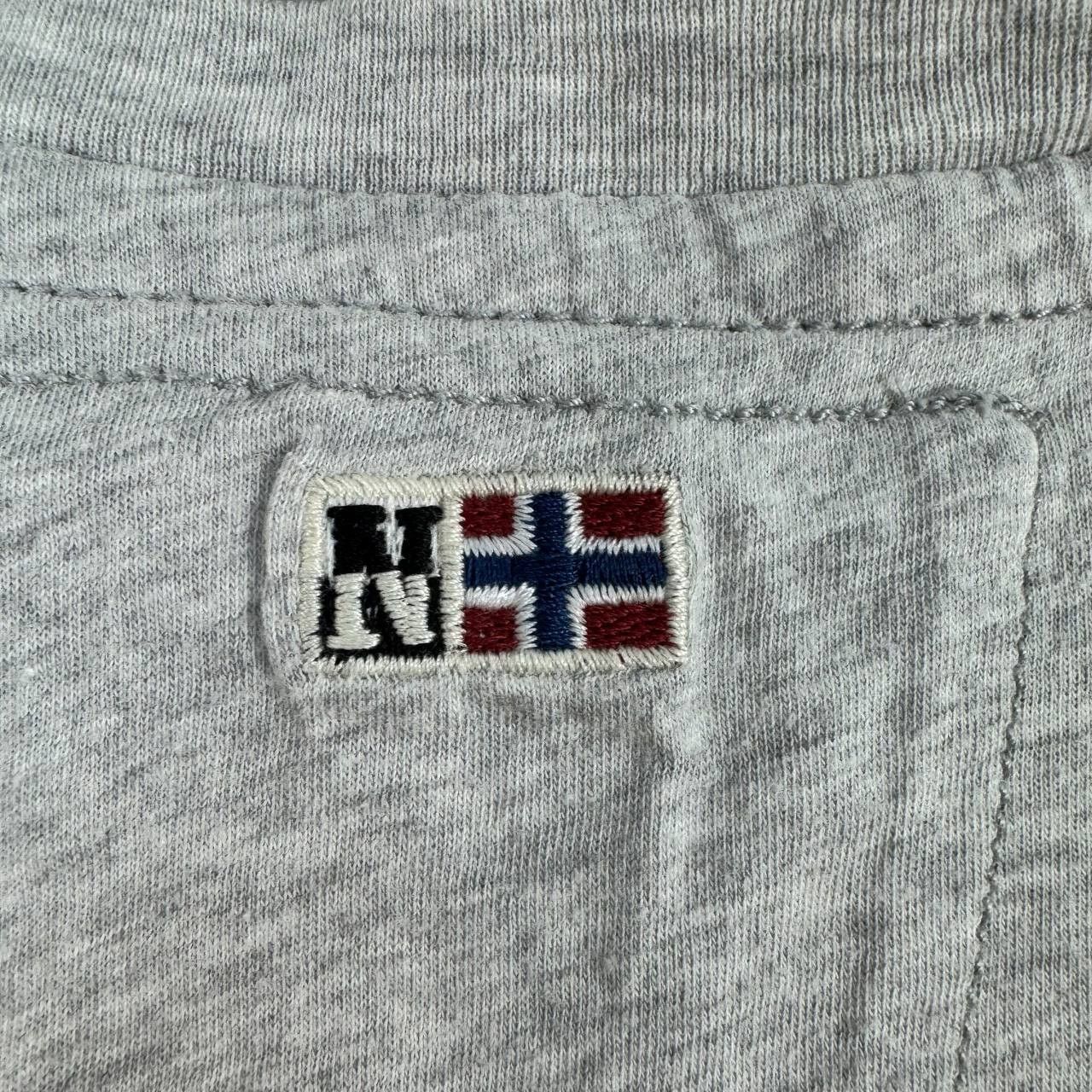 Napapijri Napapijri Grey Graphic T-Shirt Norway Flag Tee Size M Size US M / EU 48-50 / 2 - 3 Thumbnail