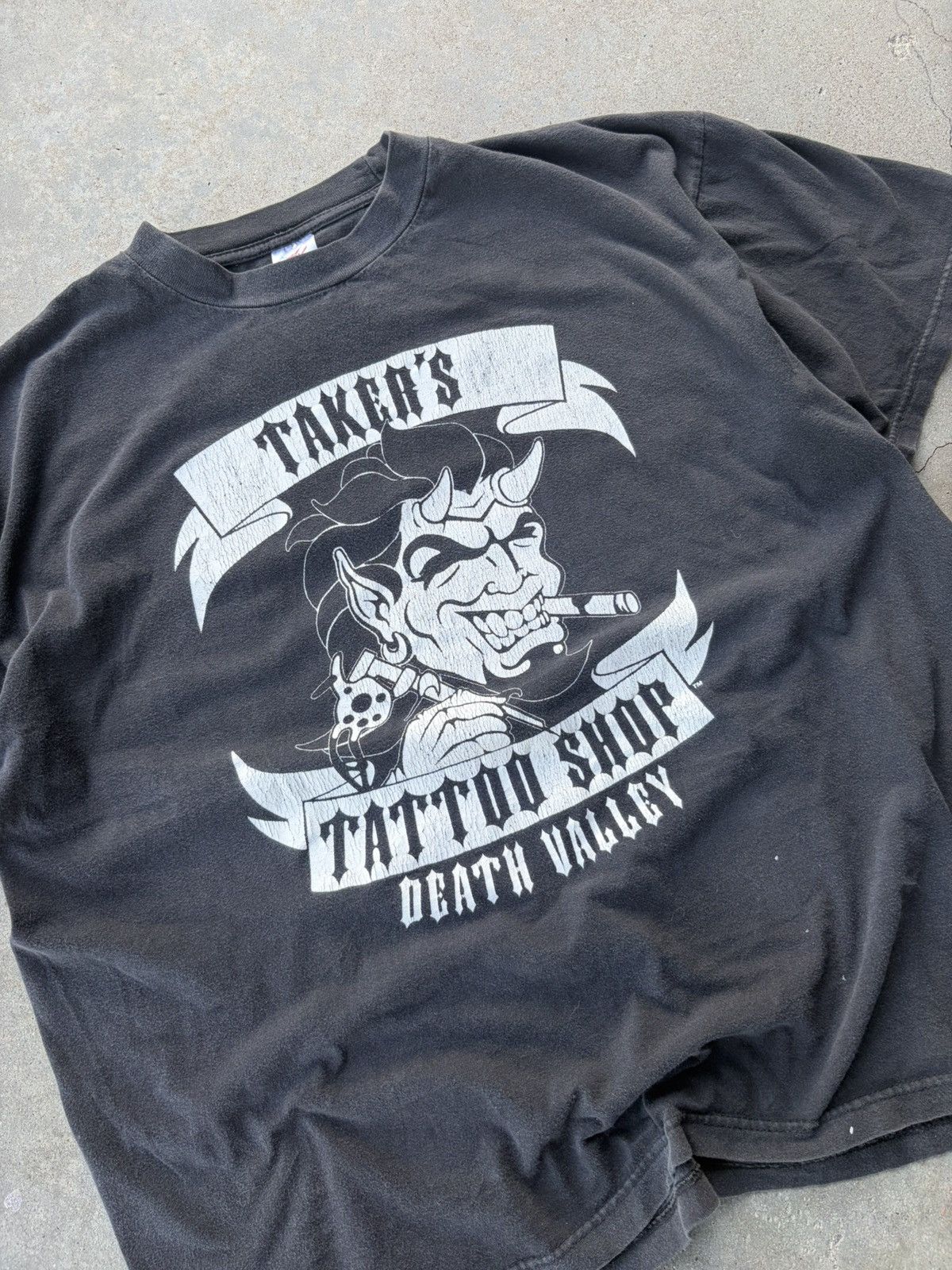 Vintage Vintage Undertaker 1998 Vintage WWE “Takers Tattoo Shop” Tee Size US XL / EU 56 / 4 - 2 Thumbnail
