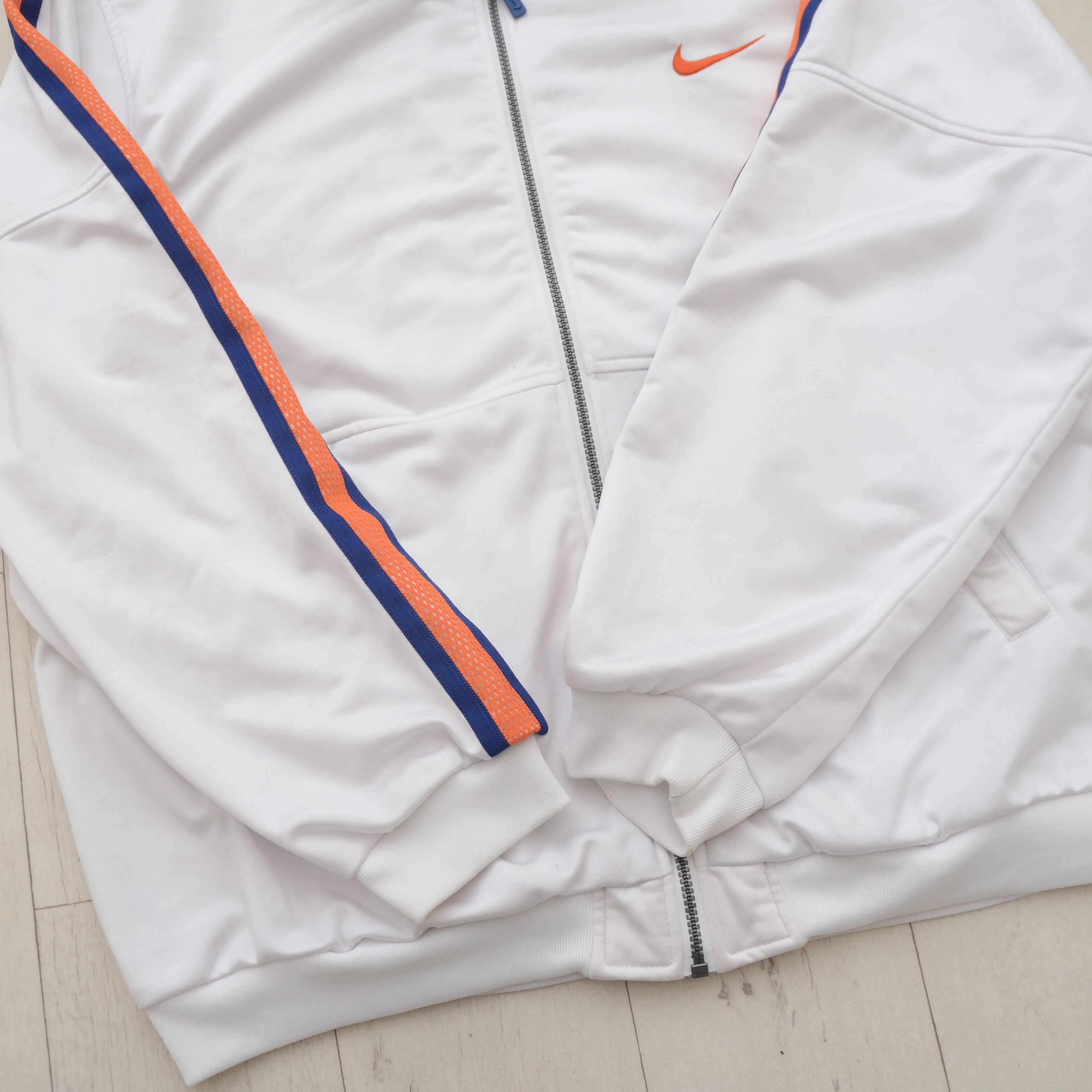 Nike Vintage Nike 90s Y2K Track Jacket XL White Big Logo Retro Size US XL / EU 56 / 4 - 9 Thumbnail