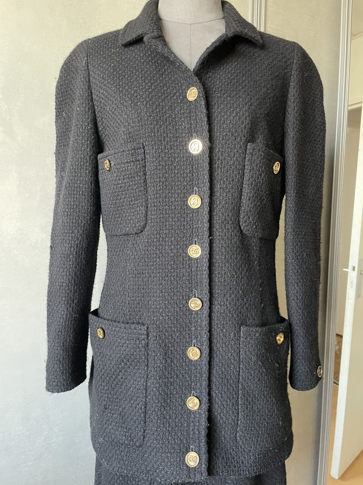 Chanel CHANEL Tweed suit vintage jacket and skirt Size M / US 6-8 / IT 42-44 - 3 Thumbnail