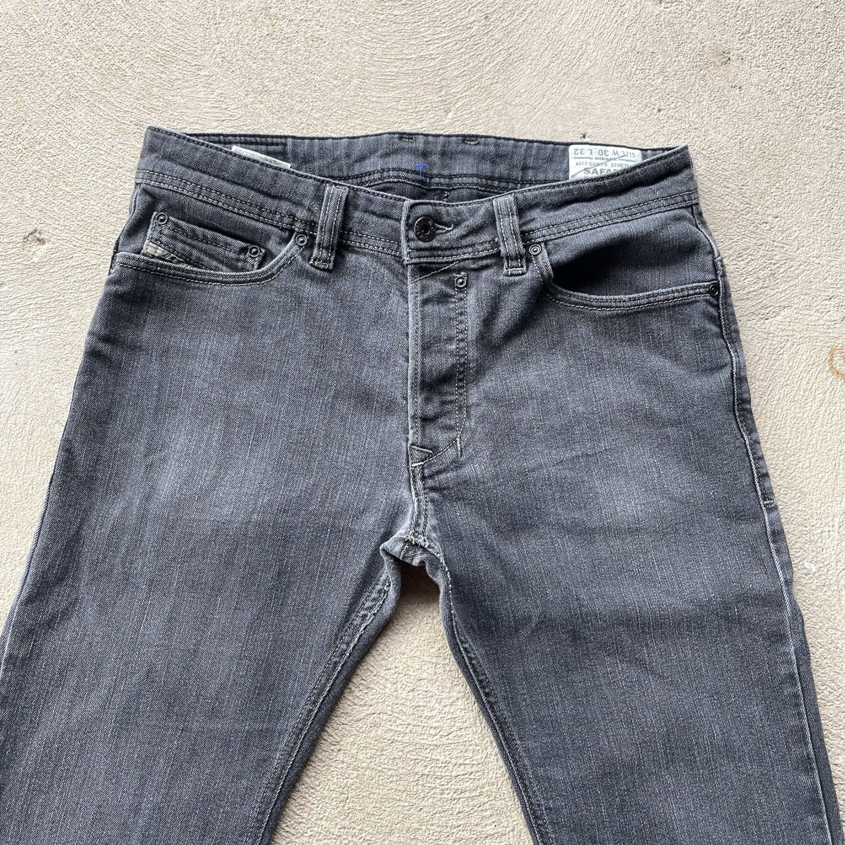 Diesel Diesel Jeans Men's 30x27 Gray Safado Straight Button Fly Denim Pants Regular Fit - Biker City Retro Embroidered Logo 27 Inseam Size US 30 / EU 46 - 2 Thumbnail