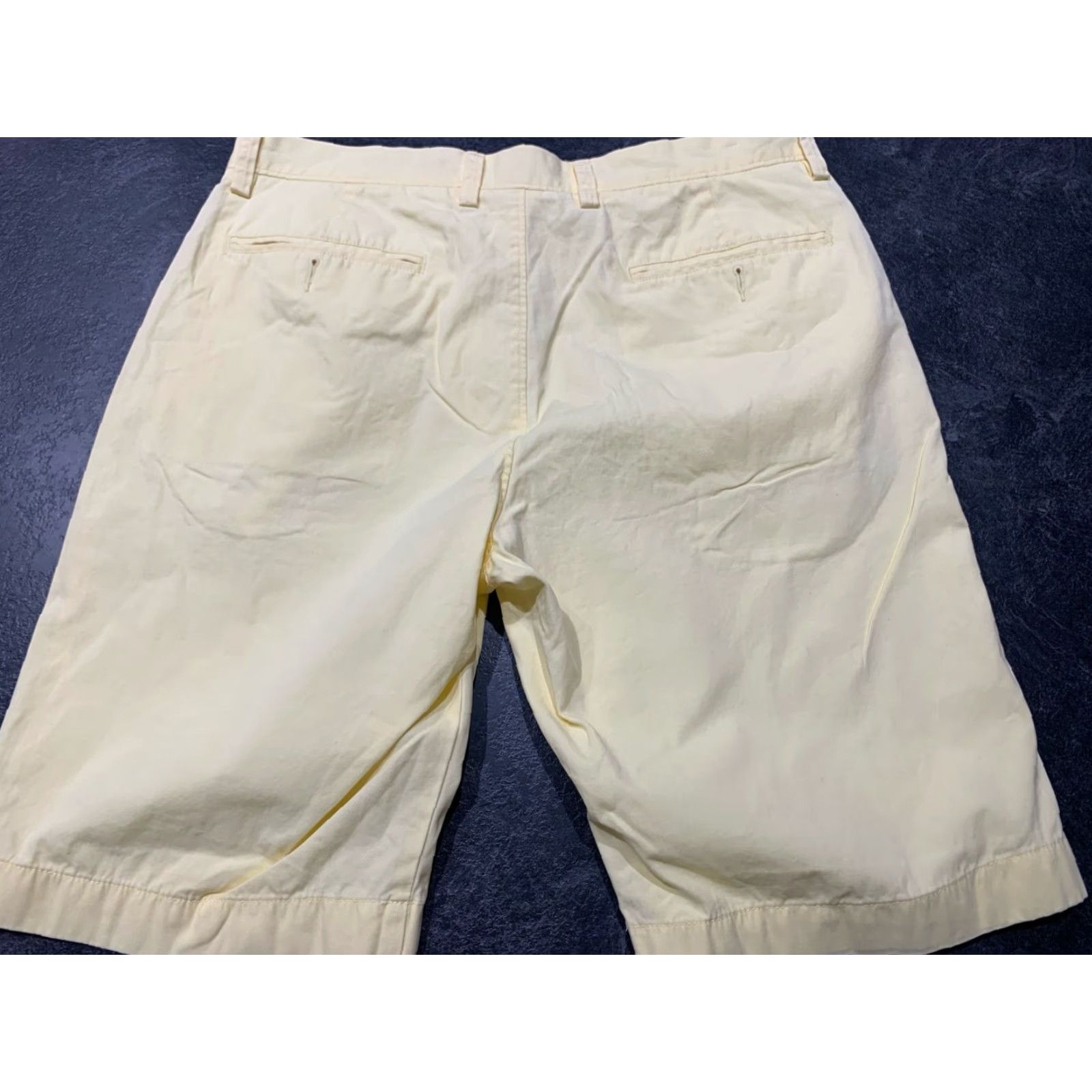 J.Crew J.CREW Chino Shorts Men’s Size 32 Yellow Casual Flat Front Summer Golf Size US 32 / EU 48 - 2 Thumbnail