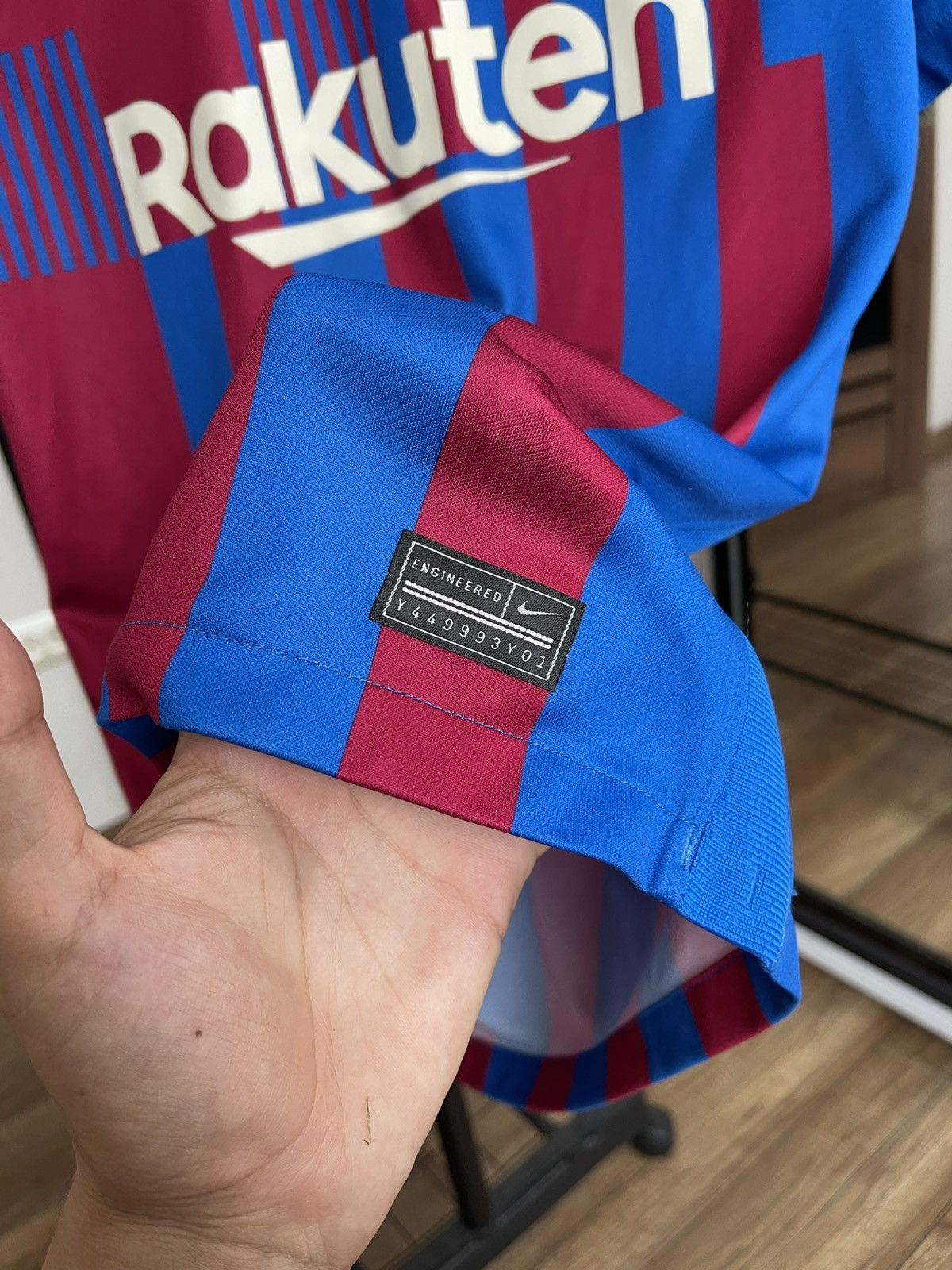 Nike 2021/2022 Nike Barcelona Soccer Jersey T-Shirt Tee Size US S / EU 44-46 / 1 - 8 Thumbnail