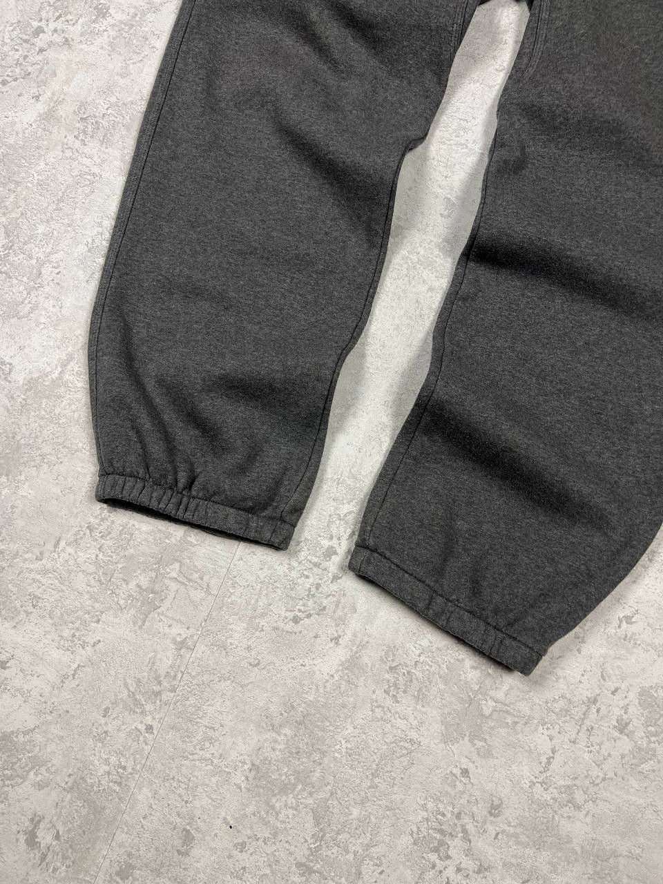 Nike Nike Baggy Grey Sweatpants Joggers Pants Size L Size US 35 - 4 Thumbnail