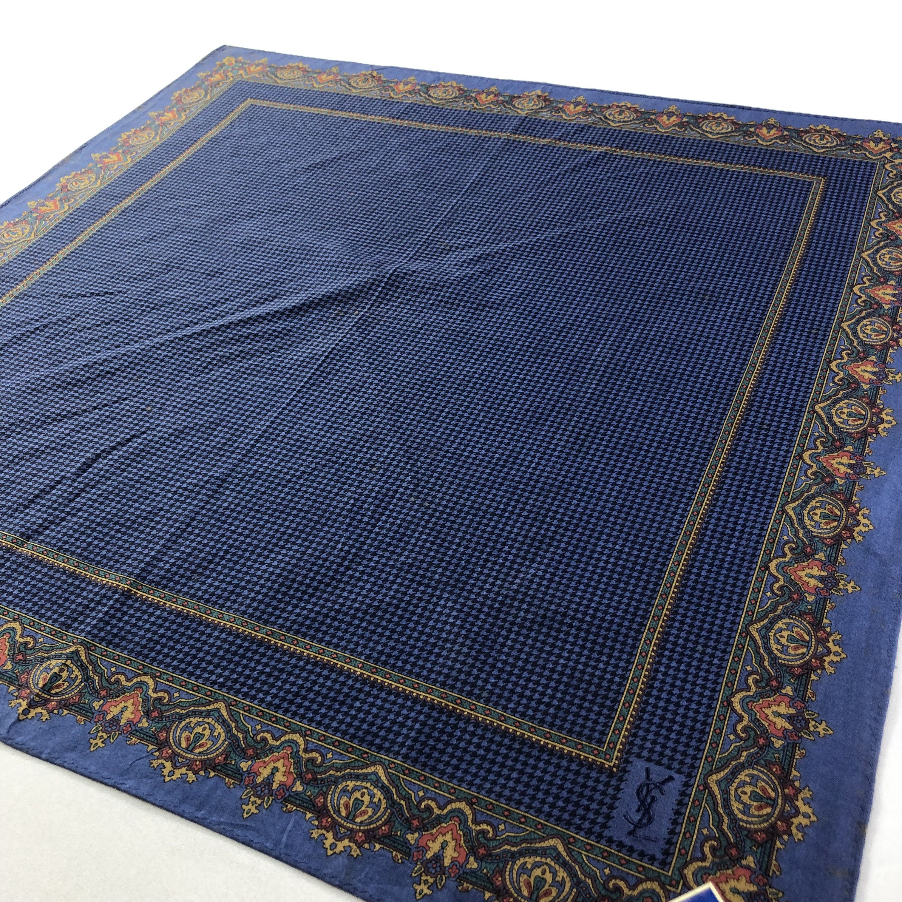 Yves Saint Laurent YSL Paisley Handkerchief Neckerchief Bandana H1857 Size ONE SIZE - 3 Thumbnail