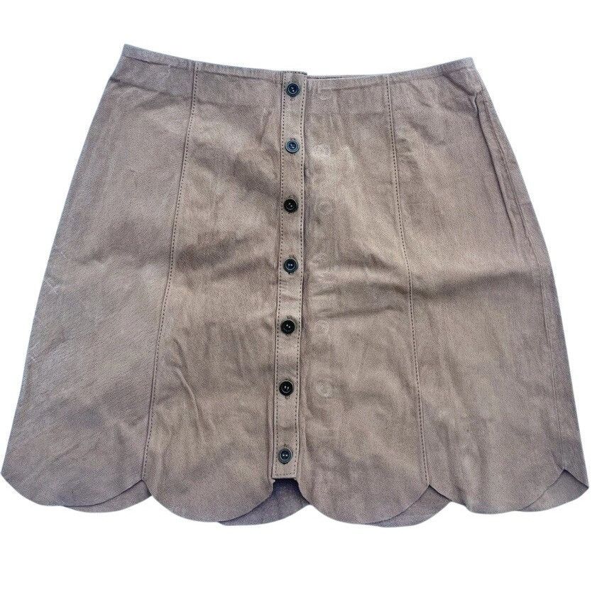 Other Bagatelle Women Beige Genuine Leather Button Scallop Hem Min Size 26" / US 2 / IT 38 - 1 Thumbnail