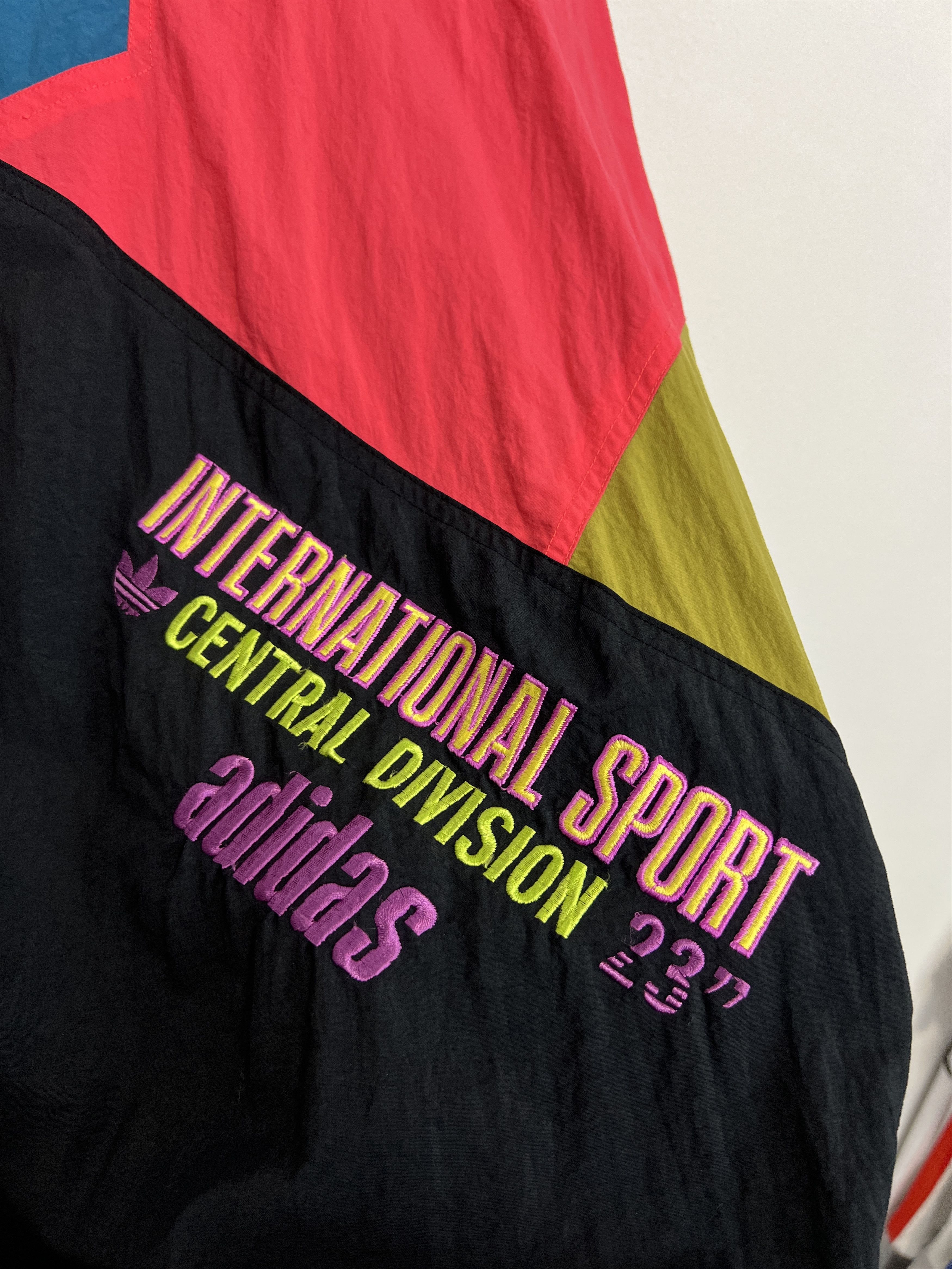 Adidas Vintage 90's International Sport Jacket Rare Track Top Hype Size US XL / EU 56 / 4 - 12 Thumbnail
