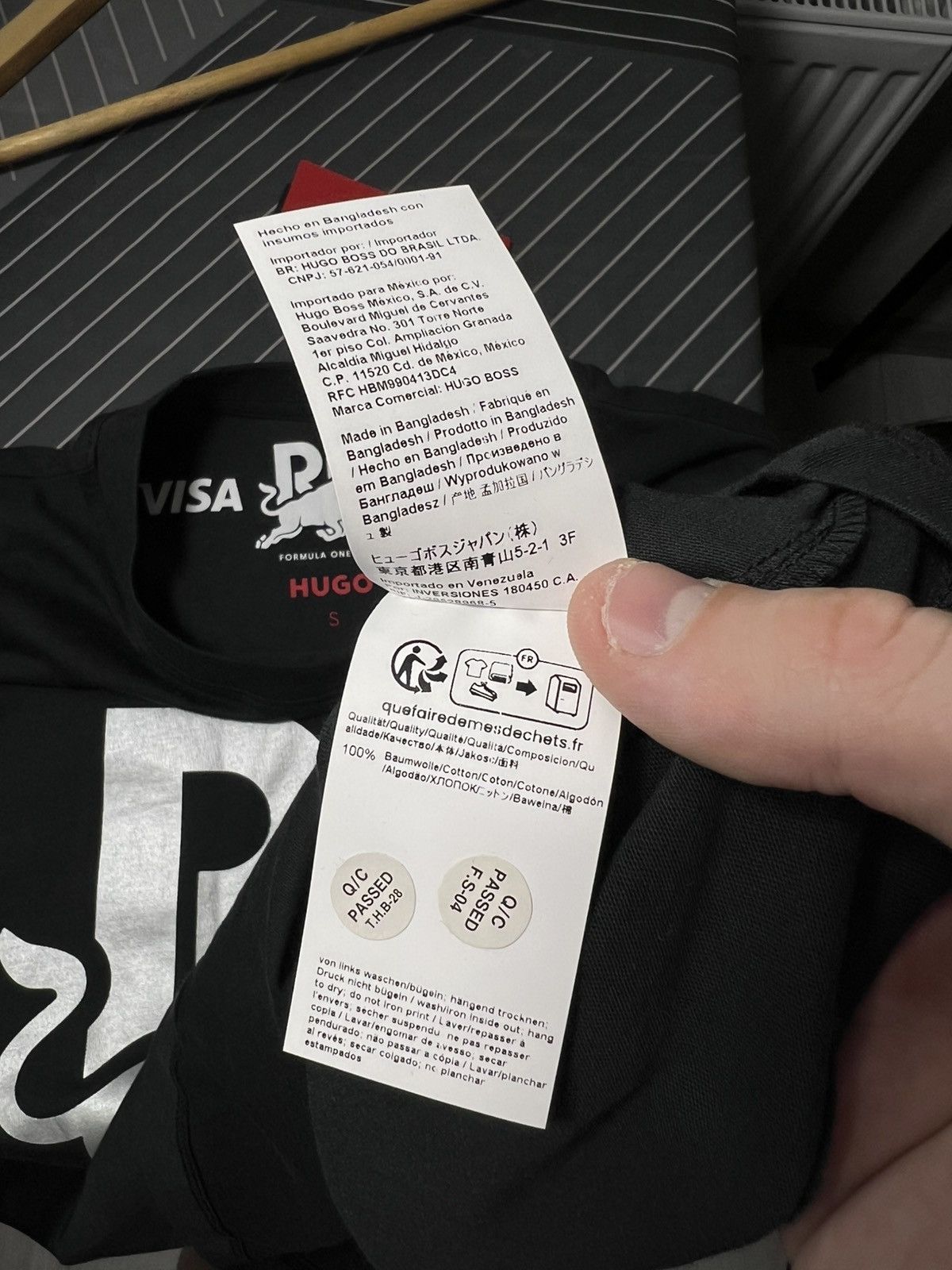 Hugo HUGO Red Bull Racing F1 T-Shirt Visa Cash App Black Y2K Size US S / EU 44-46 / 1 - 12 Thumbnail