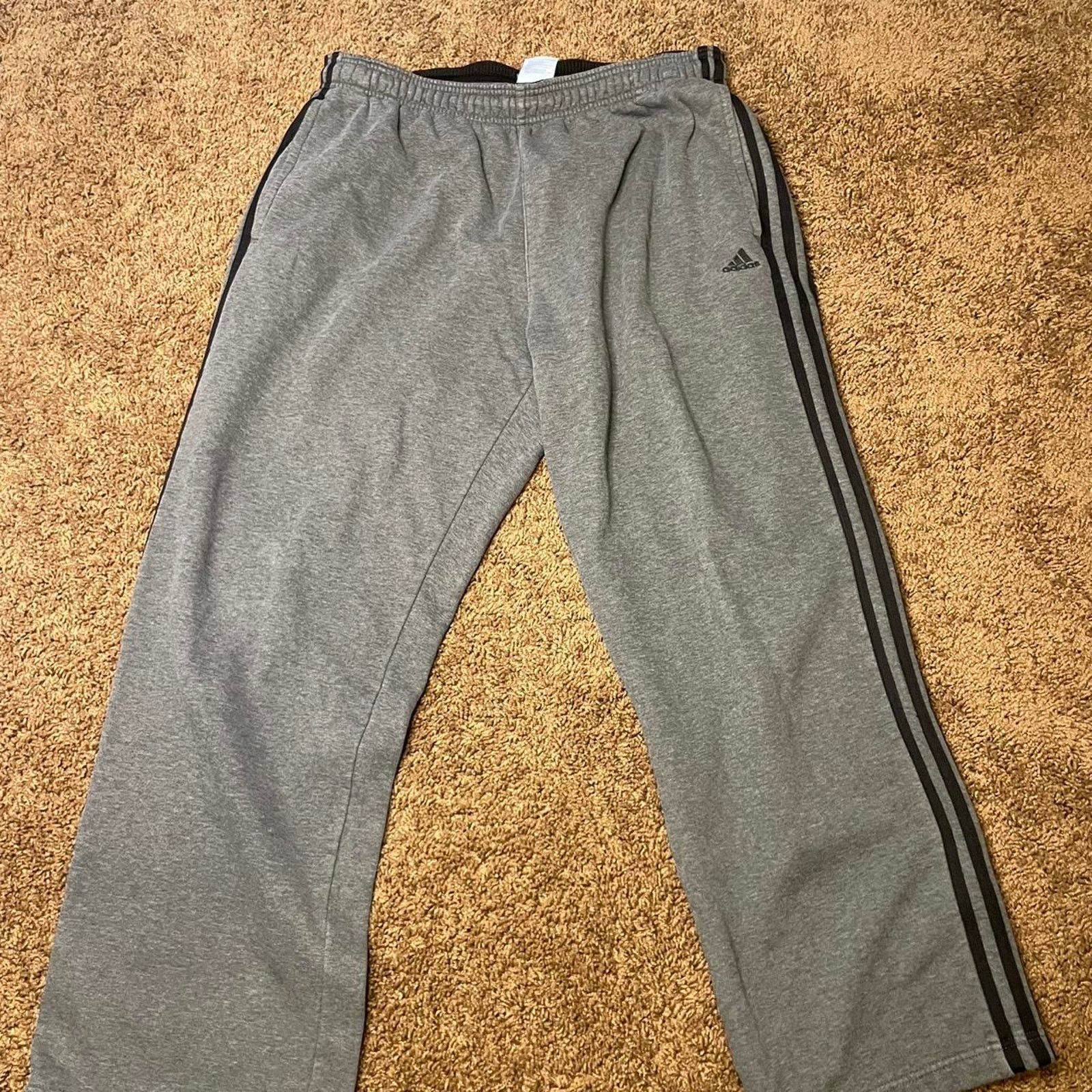Adidas Grey and black Baggy adidas Size US 33 - 2 Thumbnail