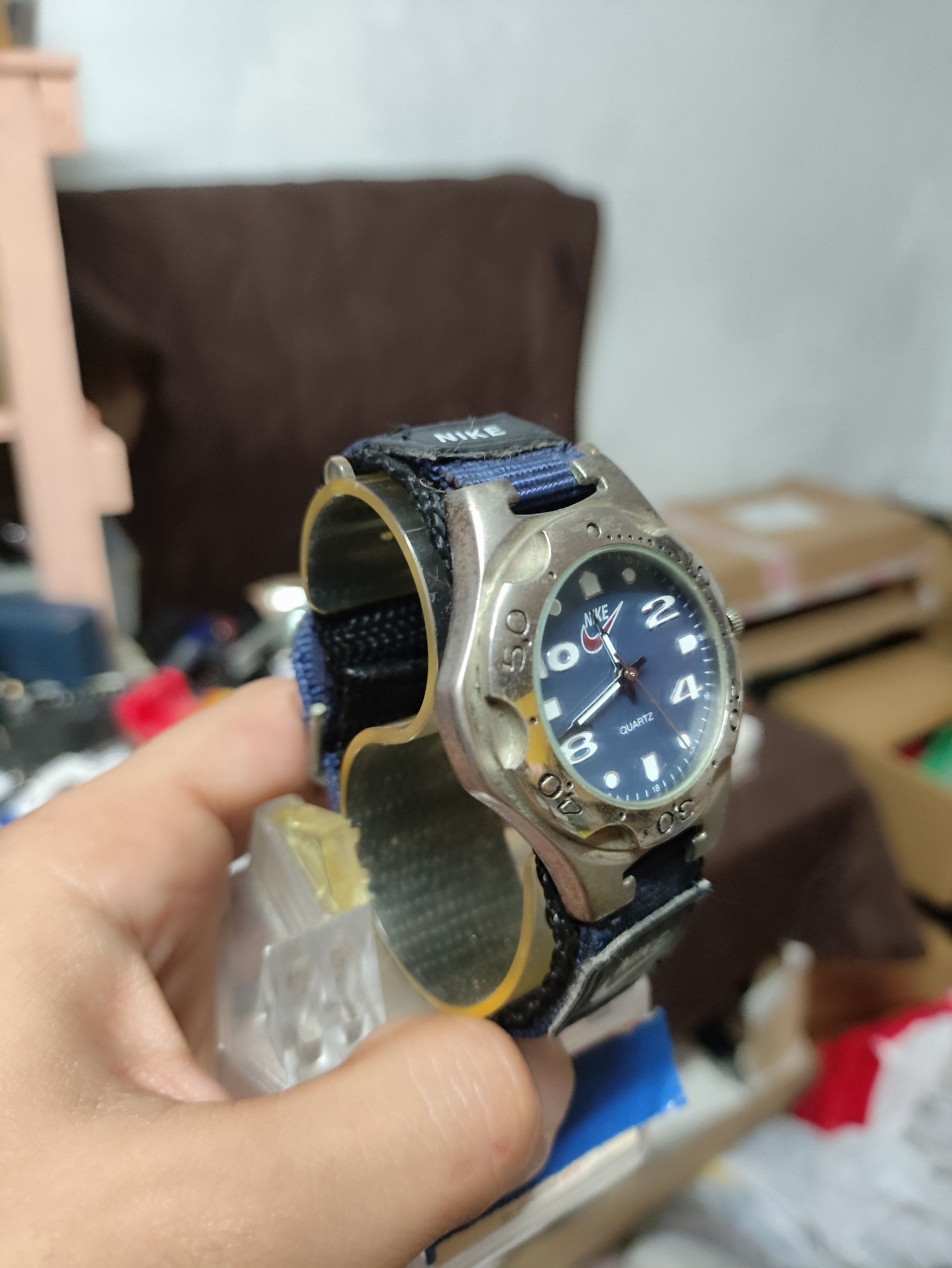 Nike Retro Nike 90's Watch JAPAN ENGINE QUARTZ Size ONE SIZE - 10 Thumbnail