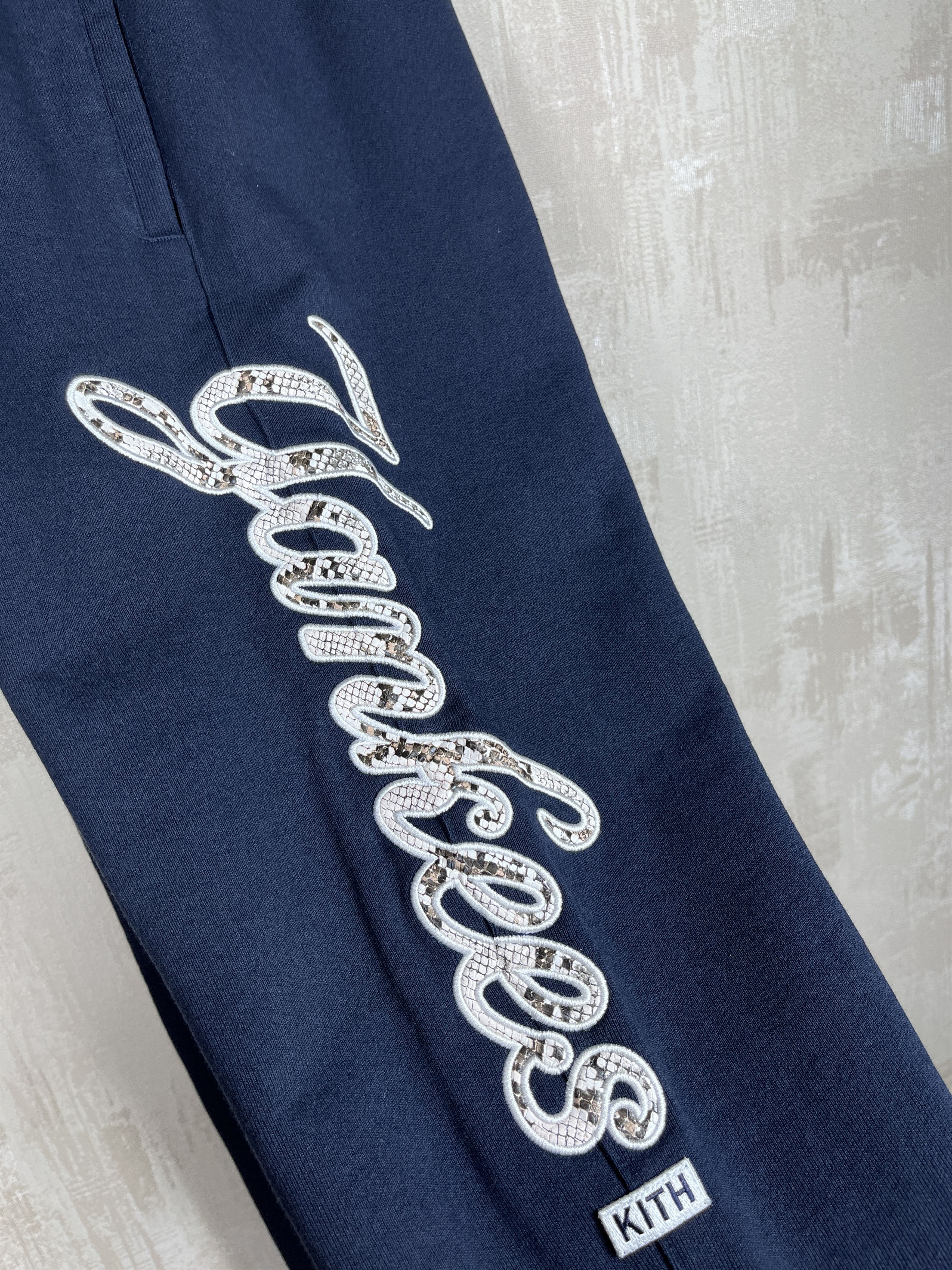 Kith × New York Yankees KITH x New York Yankees Sweatpants Size US 30 / EU 46 - 5 Thumbnail