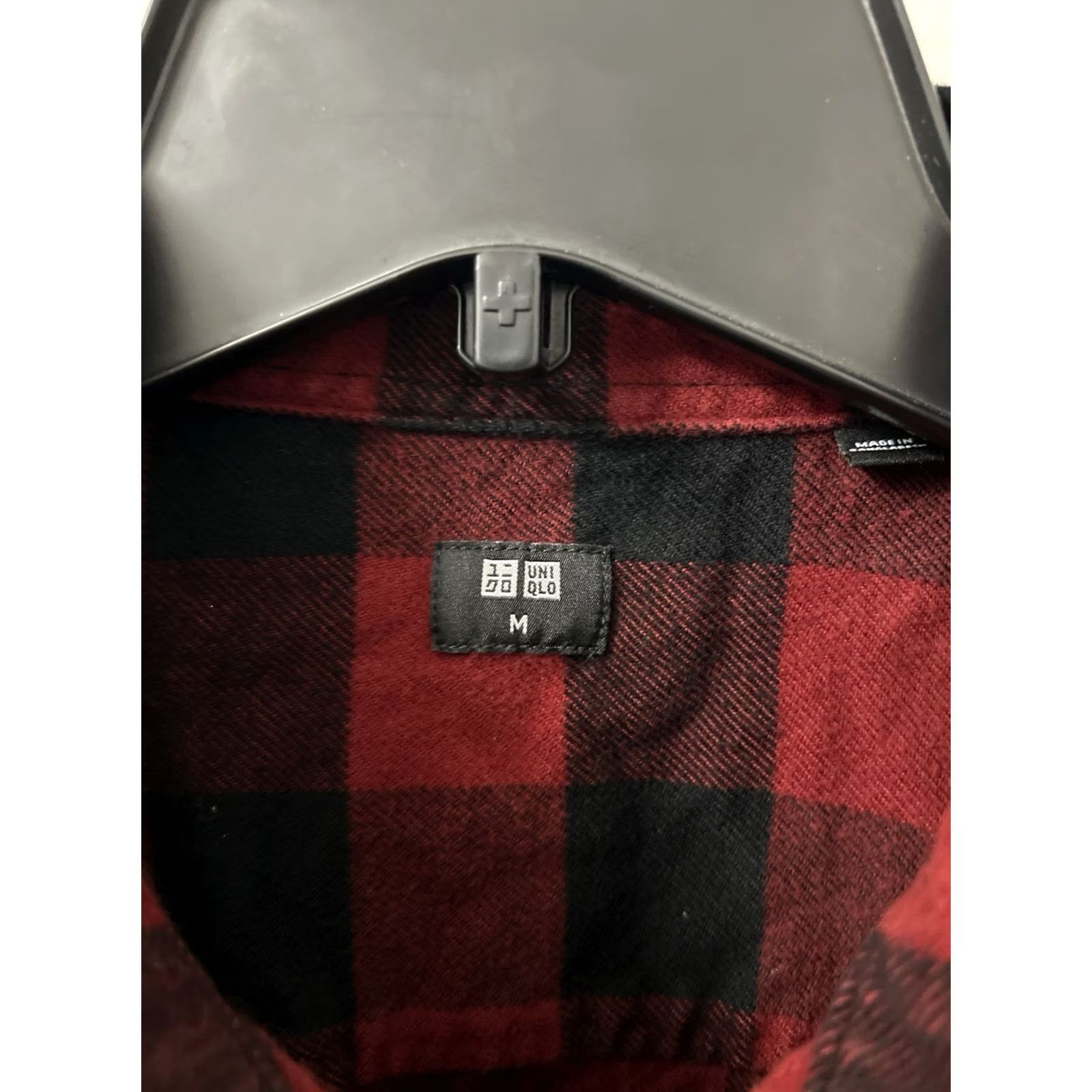 Uniqlo Uniqlo Button-Up Shirt Mens M Red Black Plaid Pocket L/S Casual Vintage No Size US M / EU 48-50 / 2 - 5 Thumbnail
